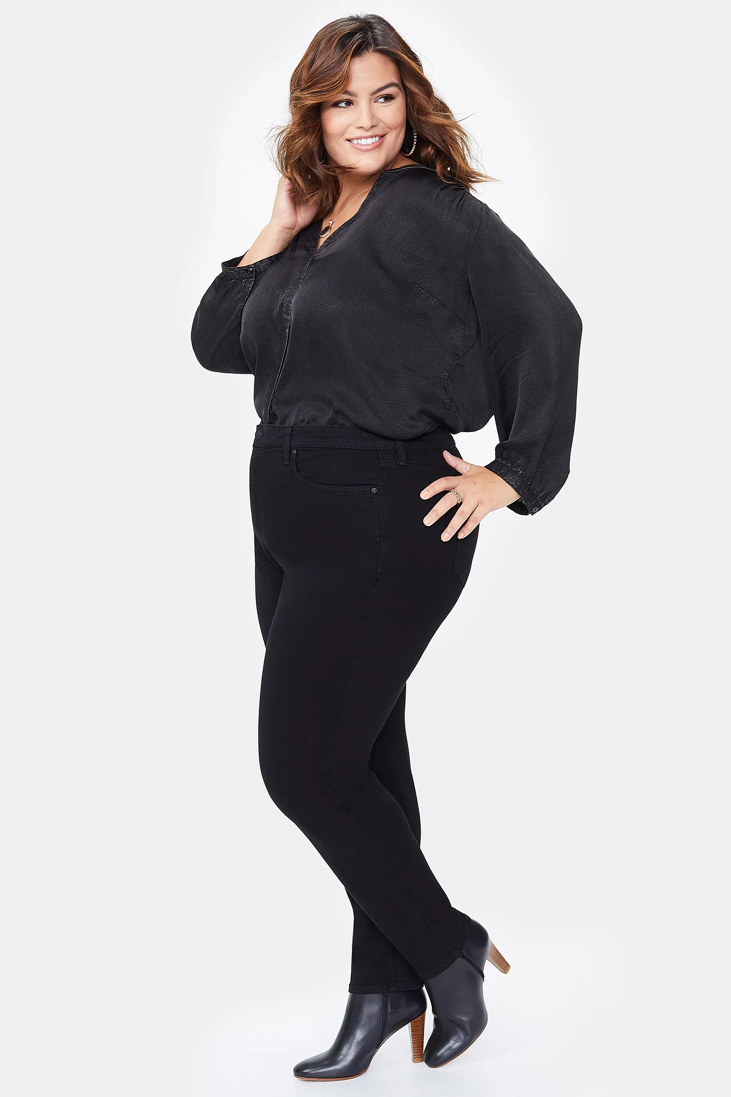 Ami Skinny Jeans In Plus Size - Black - Image 5