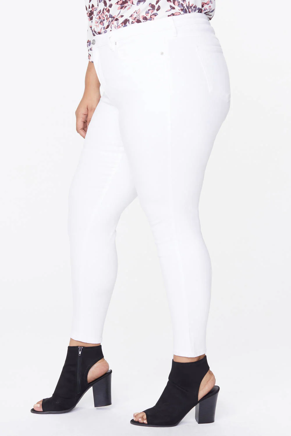 Ami Skinny Jeans In Plus Size - Optic White - Image 5