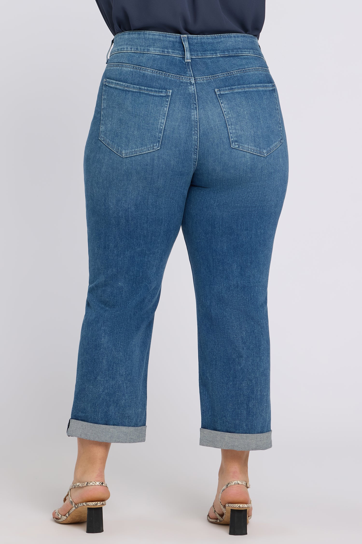 Bailey Relaxed Straight Crop Jeans In Plus Size - Breezy Palms - Image 2