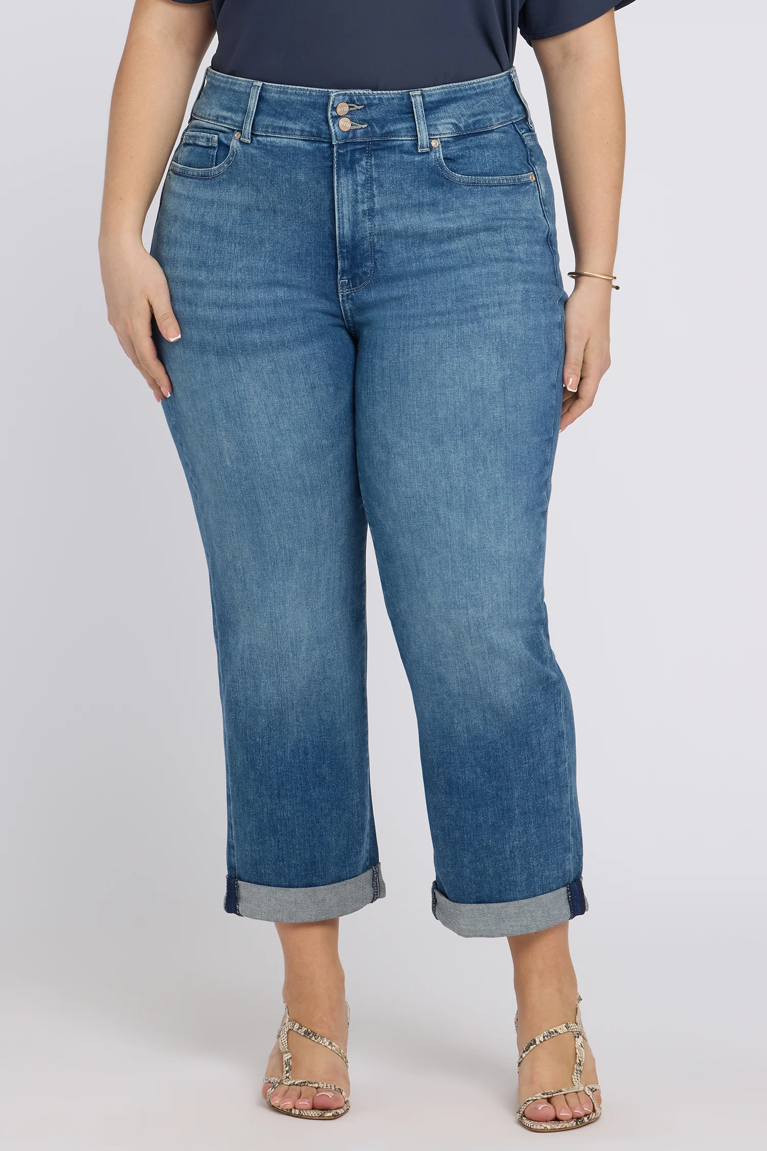 Bailey Relaxed Straight Crop Jeans In Plus Size - Breezy Palms - Image 4