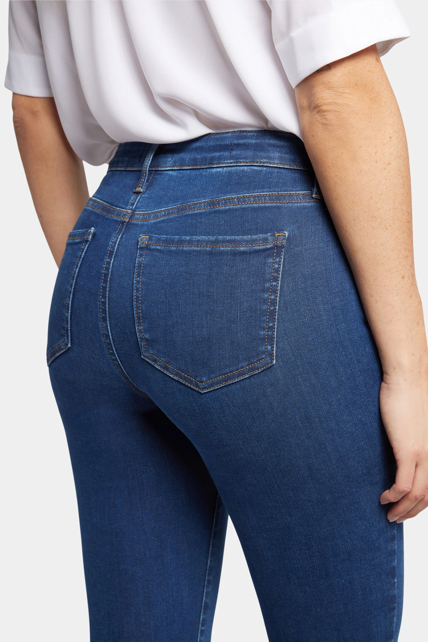 Barbara Bootcut Jeans In Tall - Quinn - Image 6