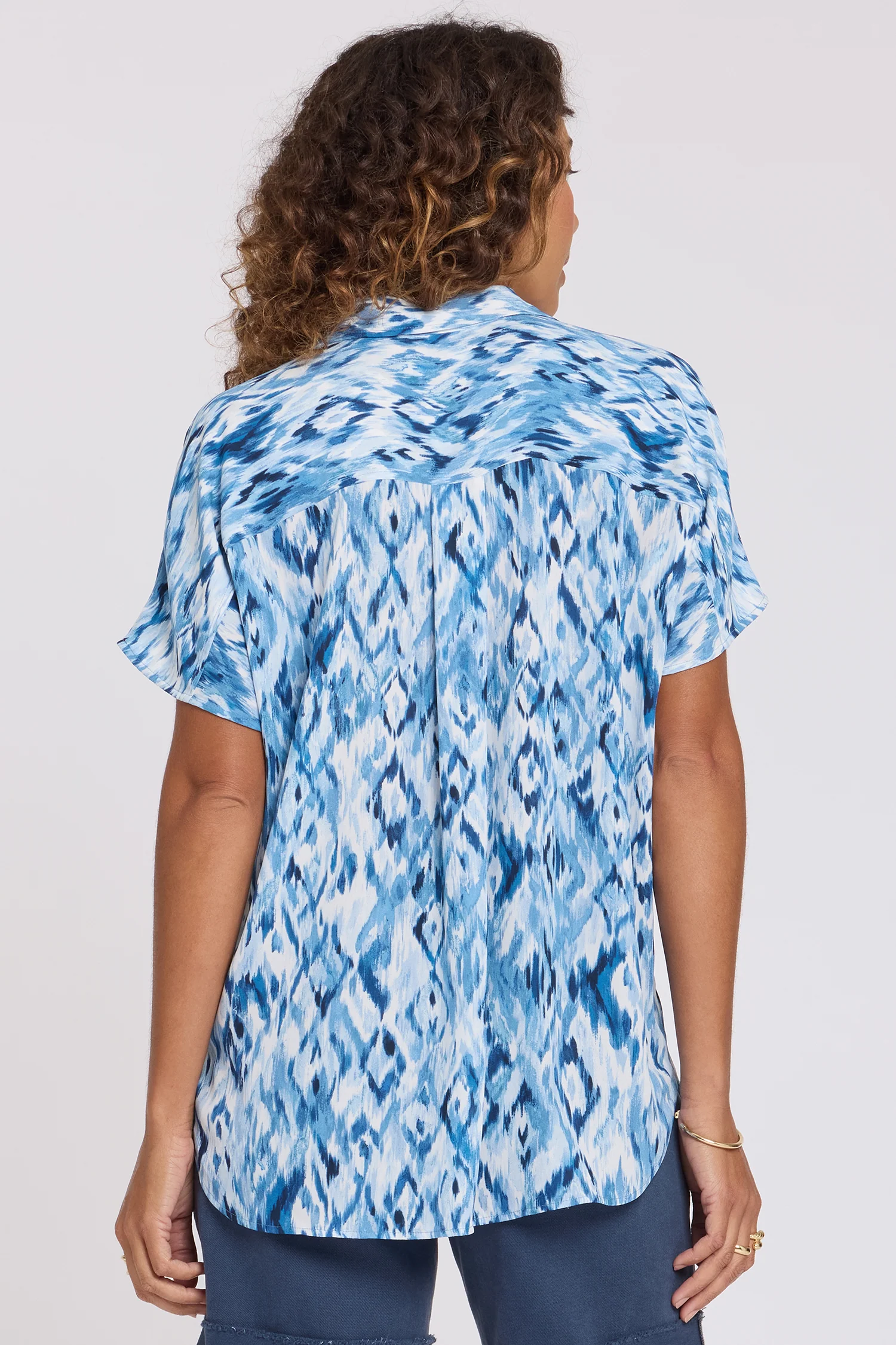 Becky Short Sleeved Blouse - Blue Visions - Image 2