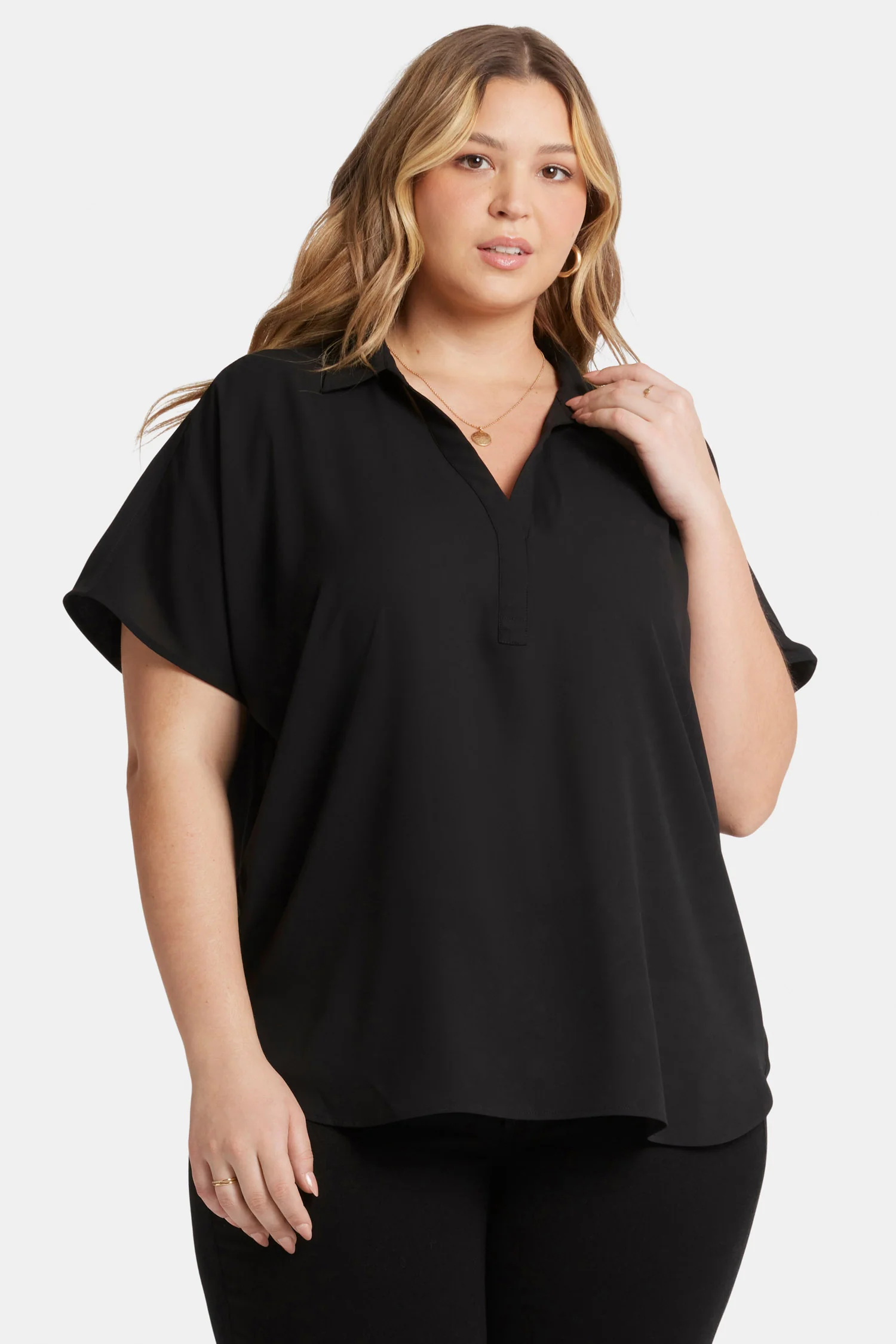 Becky Short Sleeved Blouse In Plus Size - Black - Image 4