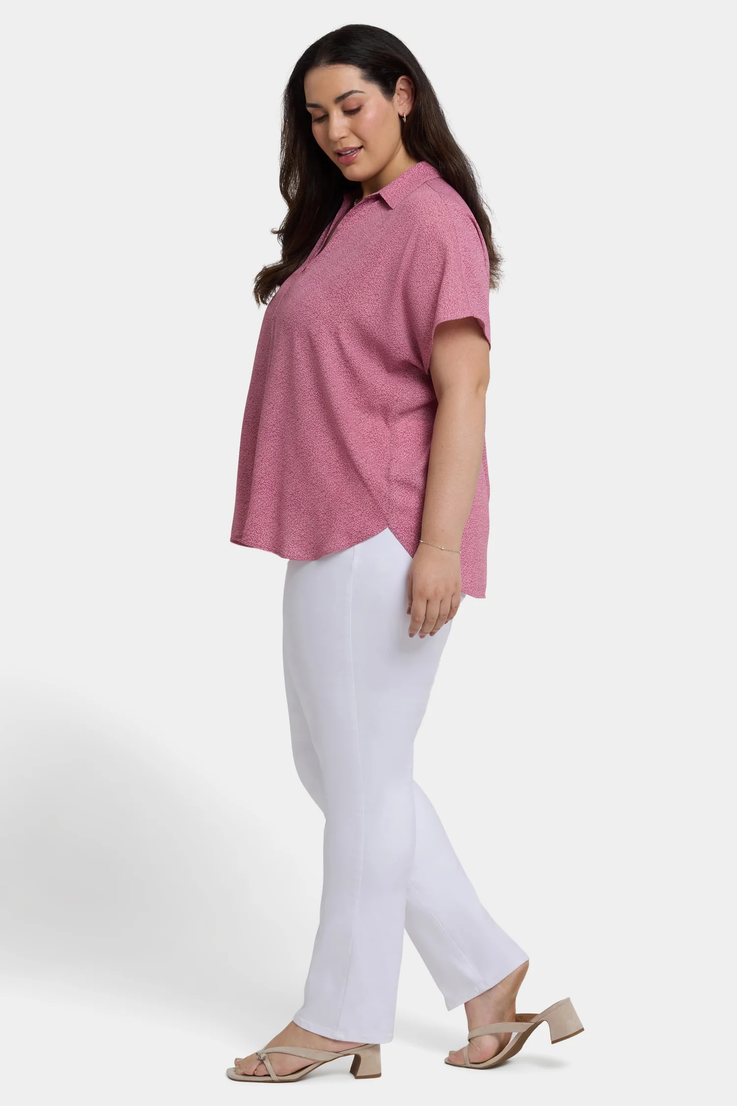 Becky Short Sleeved Blouse In Plus Size - Bonavista - Image 3