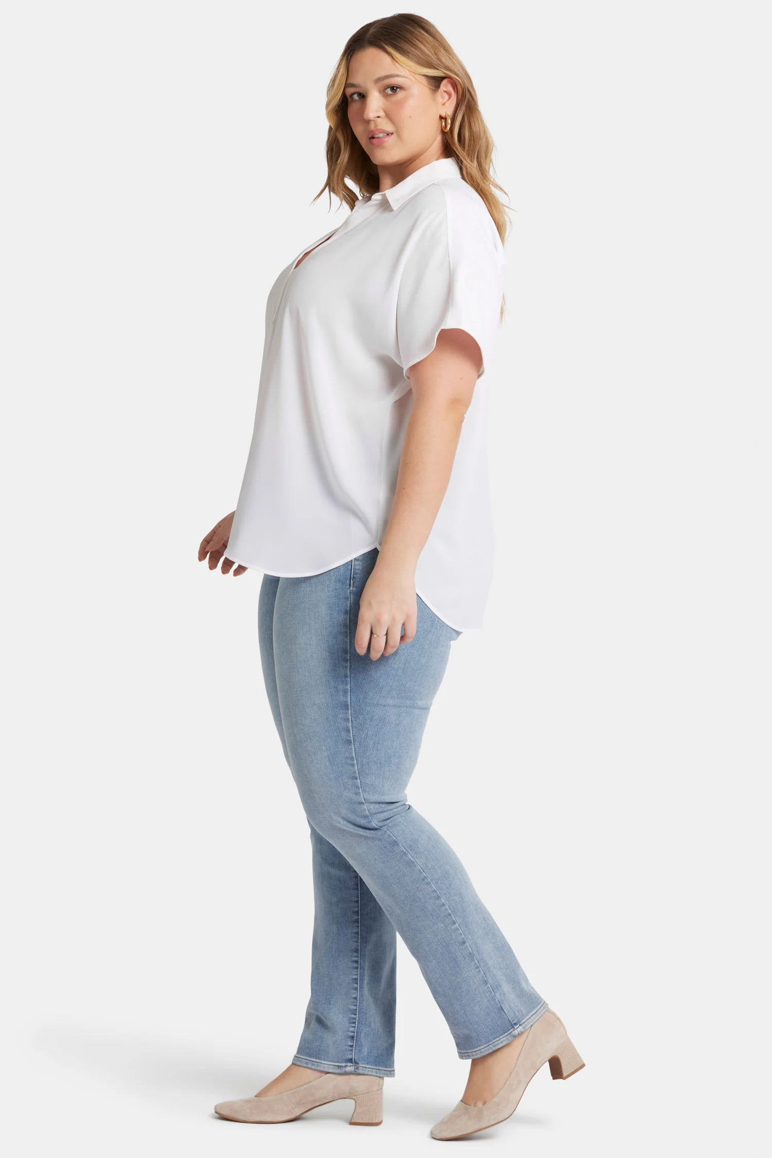 Becky Short Sleeved Blouse In Plus Size - Optic White - Image 3