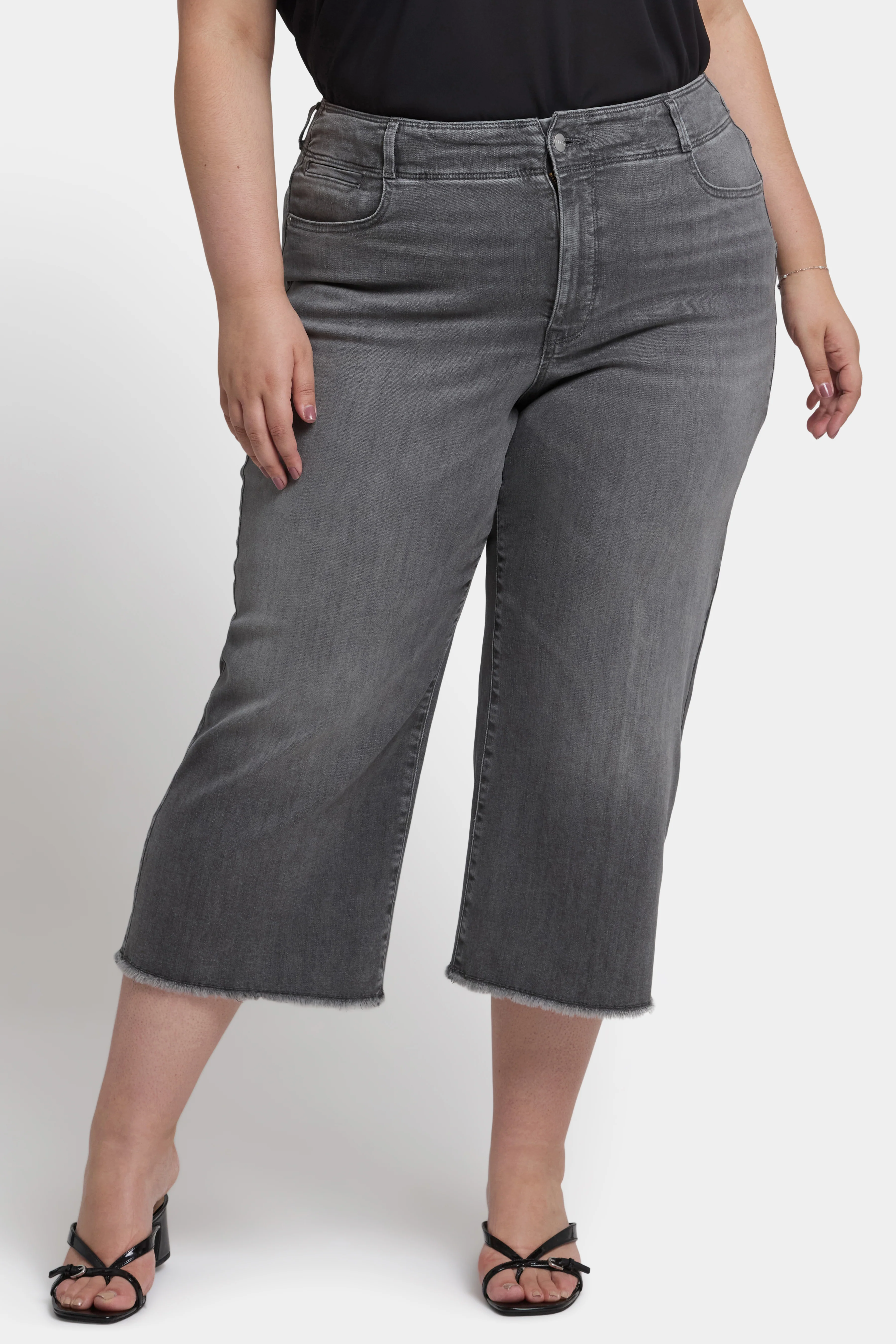 Brigitte Wide Leg Capri Jeans In Plus Size - Frontera Bluffs - Image 4