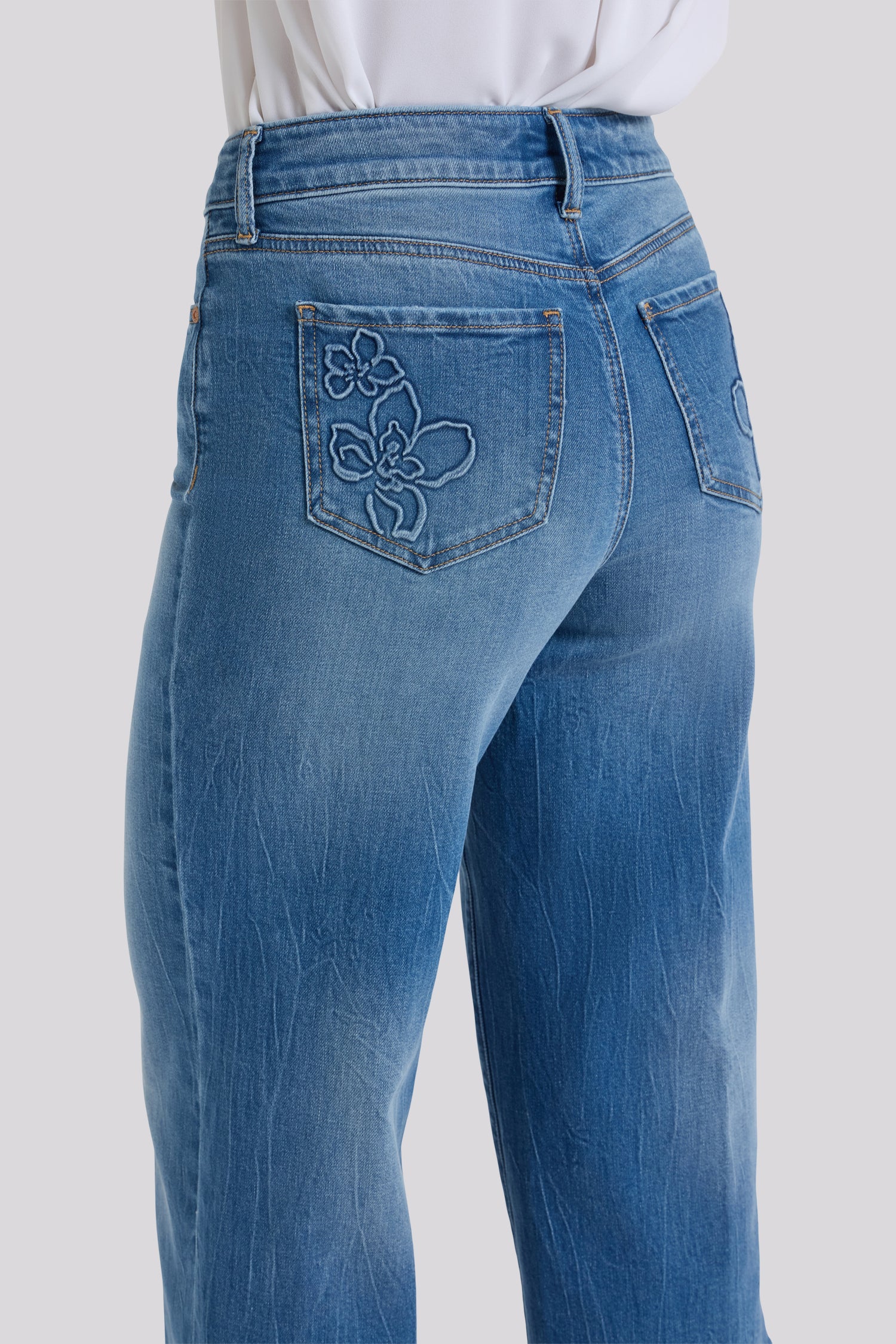 Brigitte Wide Leg Capri Jeans - Pacifica - Image 2