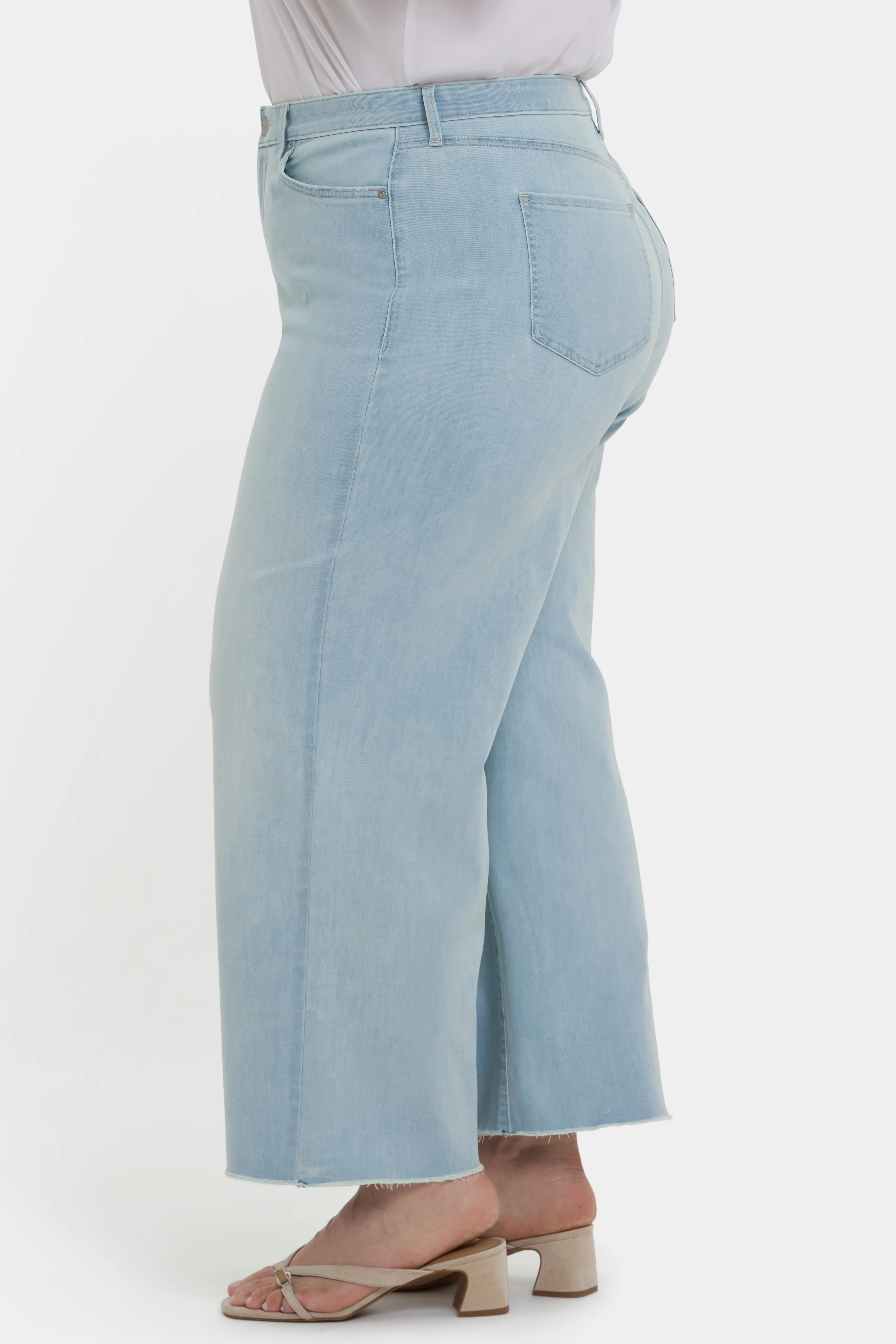 Brodi Wide Leg Ankle Jeans In Plus Size - Clear Waters - Image 4