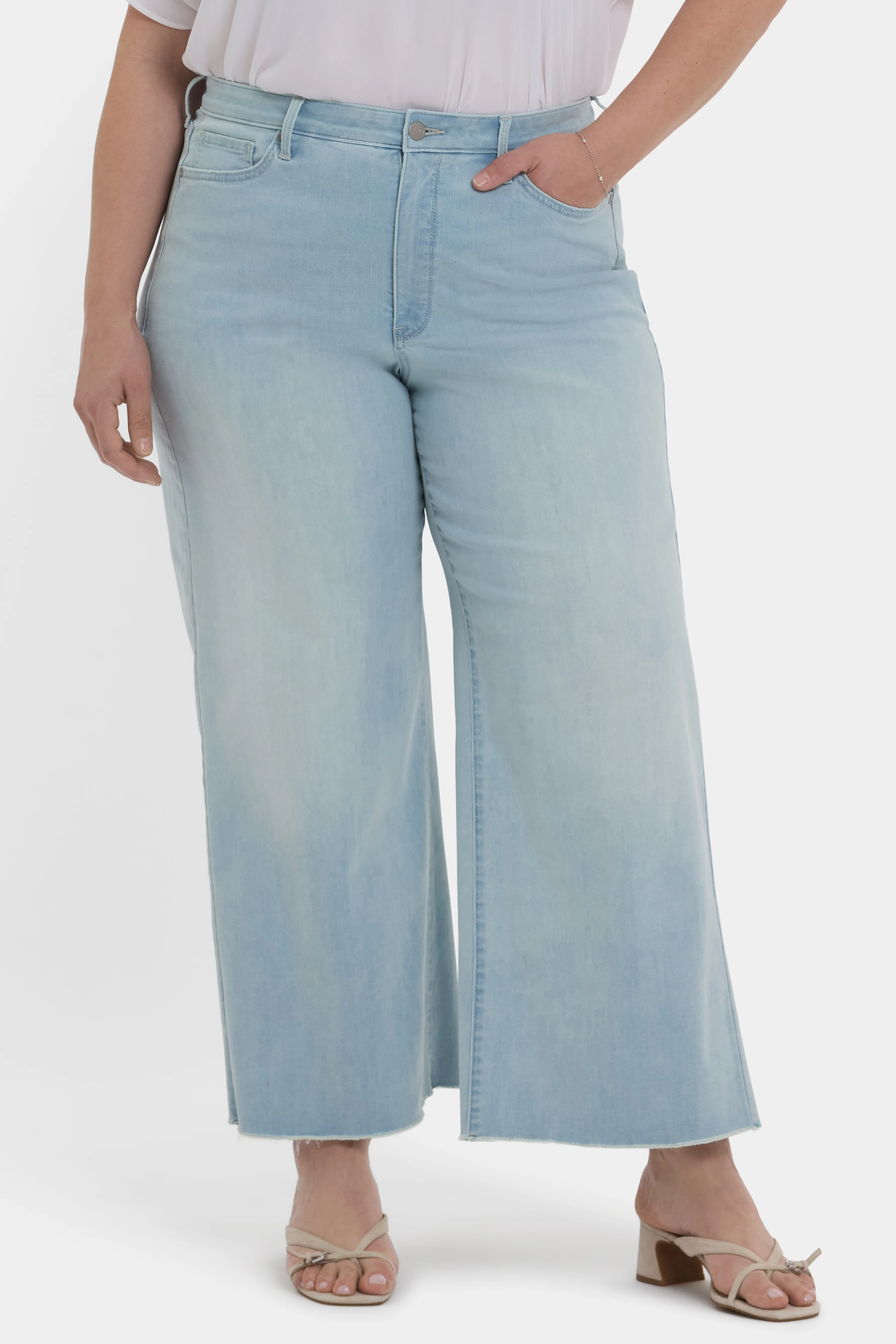 Brodi Wide Leg Ankle Jeans In Plus Size - Clear Waters - Image 5