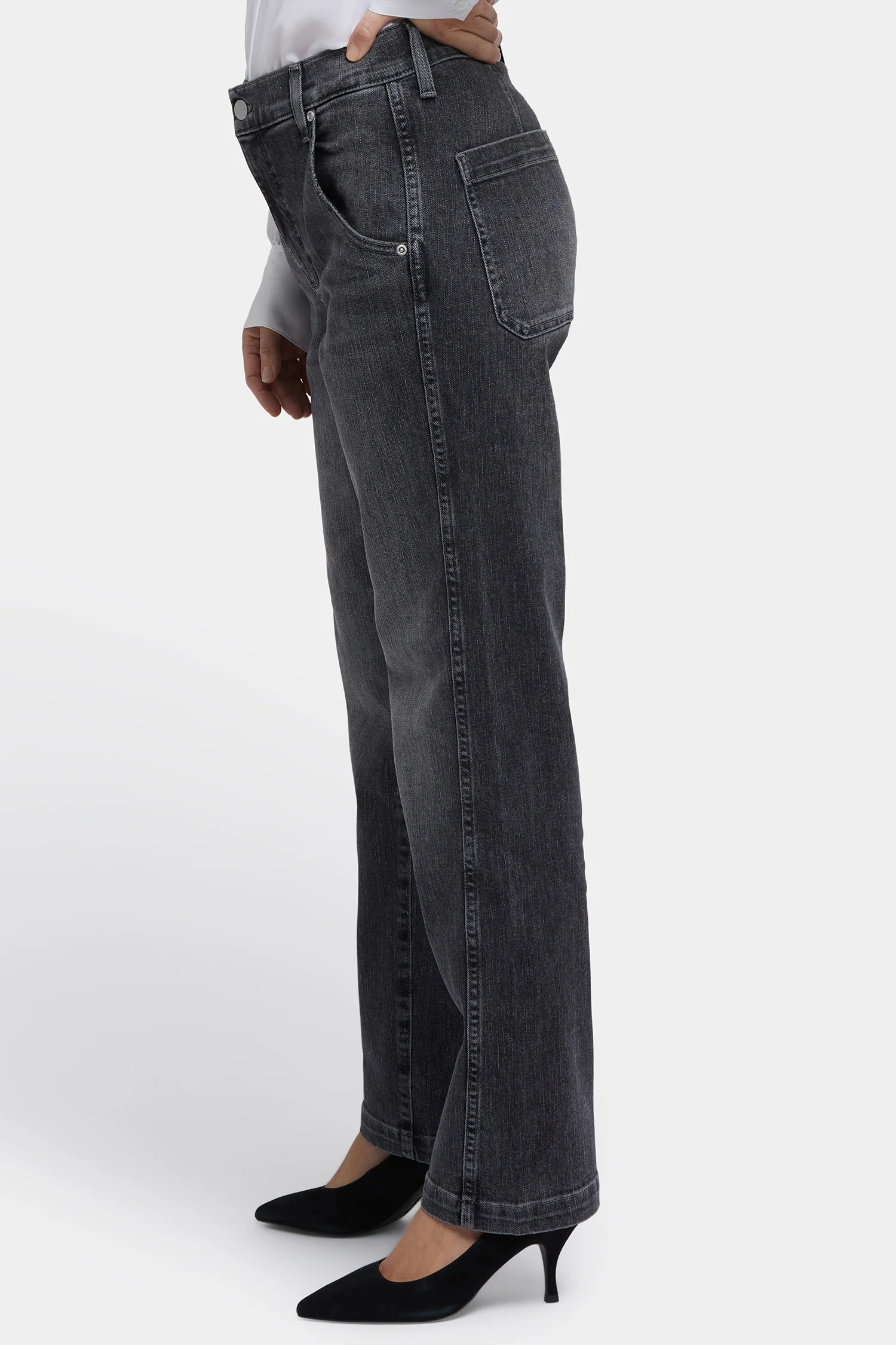 Brooke Loose Straight Jeans In Petite - Vintage Noir - Image 3