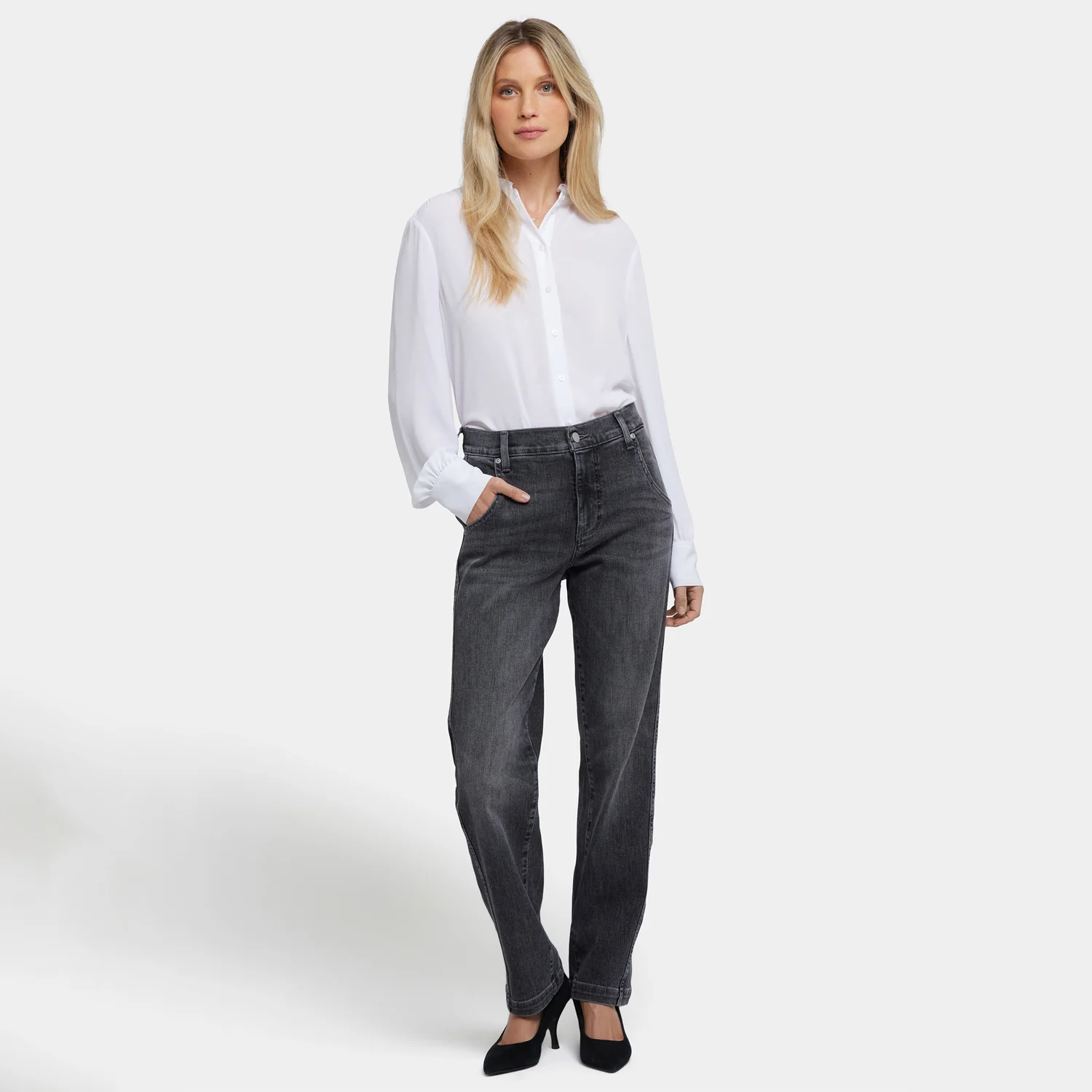 Brooke Loose Straight Jeans In Petite - Vintage Noir - Image 6