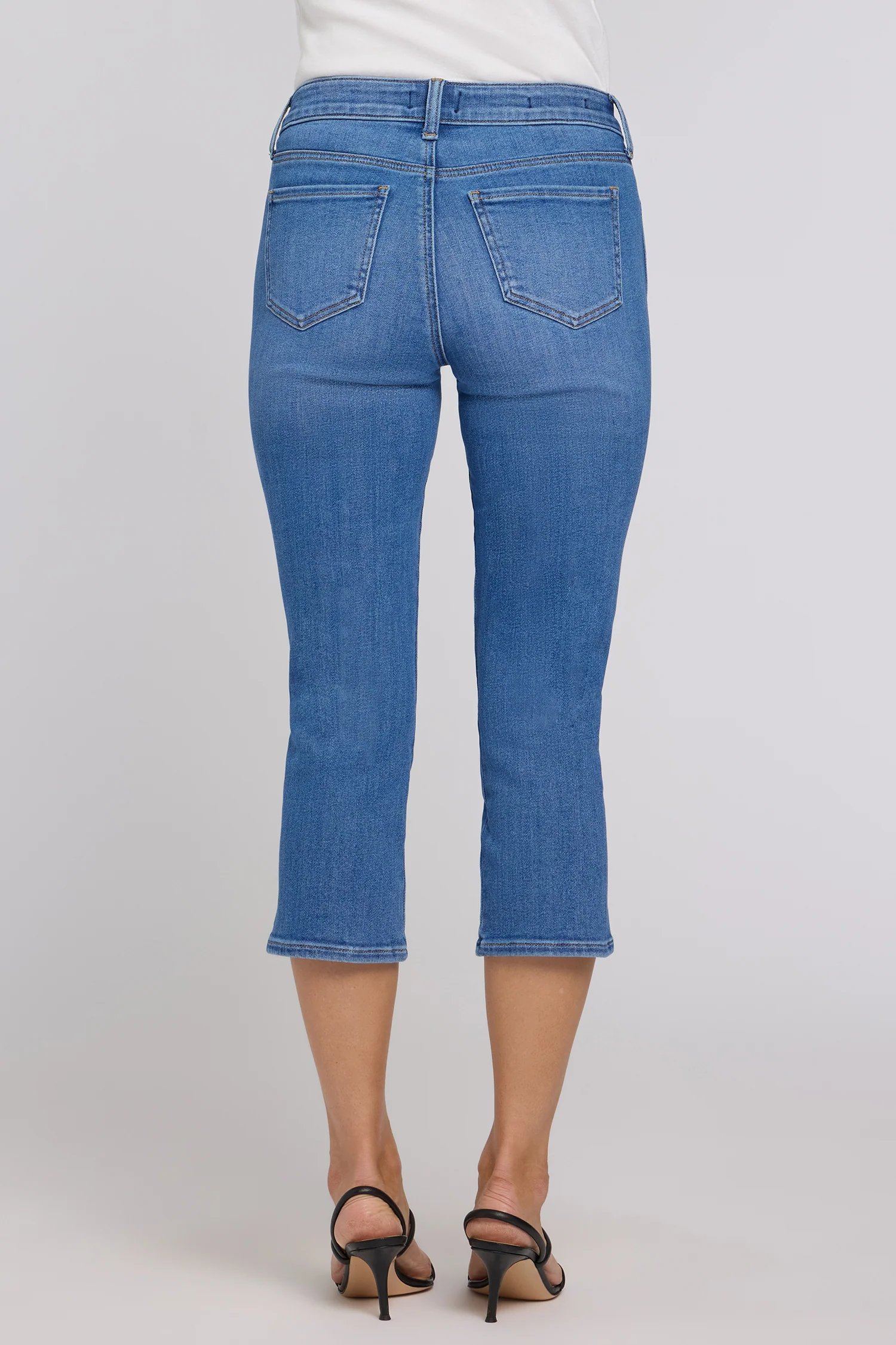 Chloe Capri Jeans - Blue Paradise - Image 6