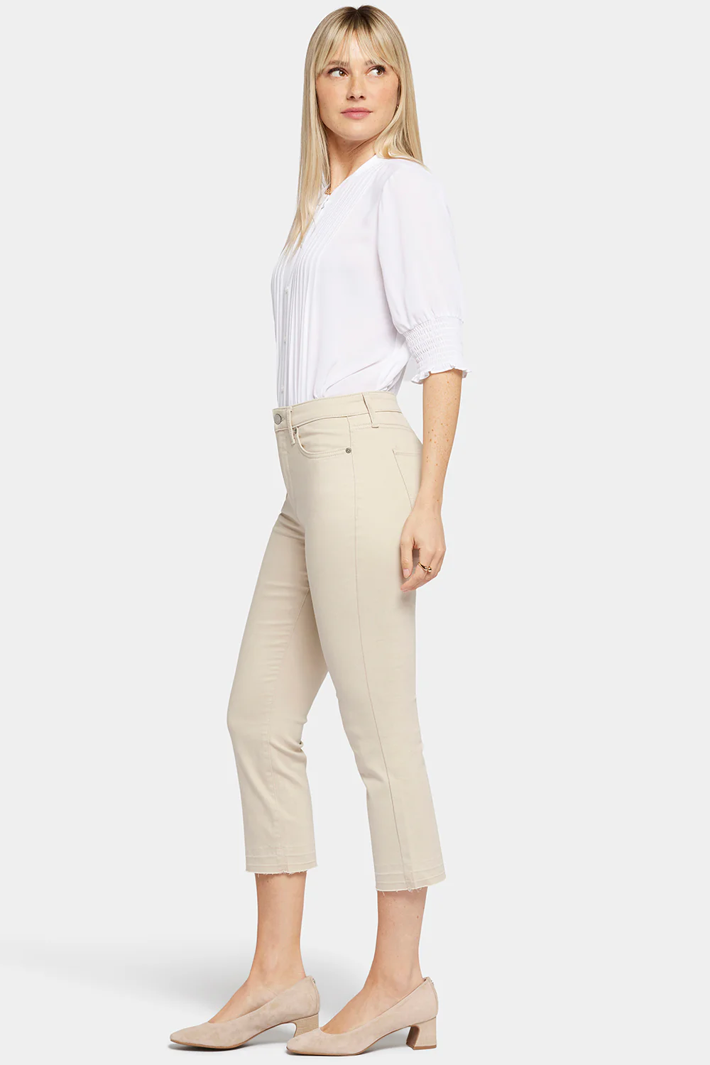 Chloe Capri Jeans In Petite - Feather - Image 5