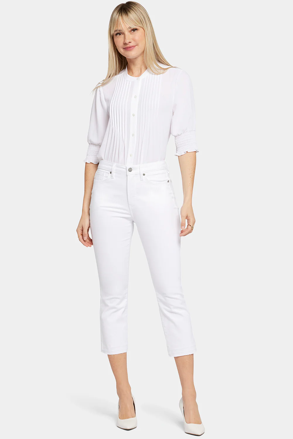 Chloe Capri Jeans In Petite - Optic White - Image 4
