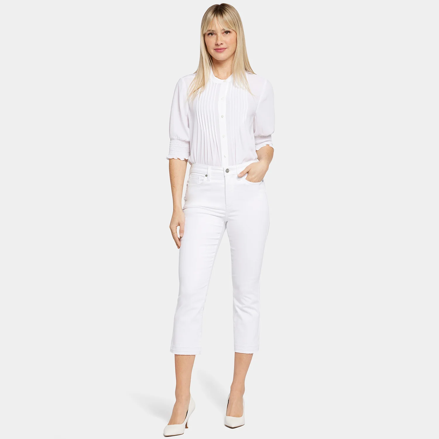 Chloe Capri Jeans In Petite - Optic White - Image 7