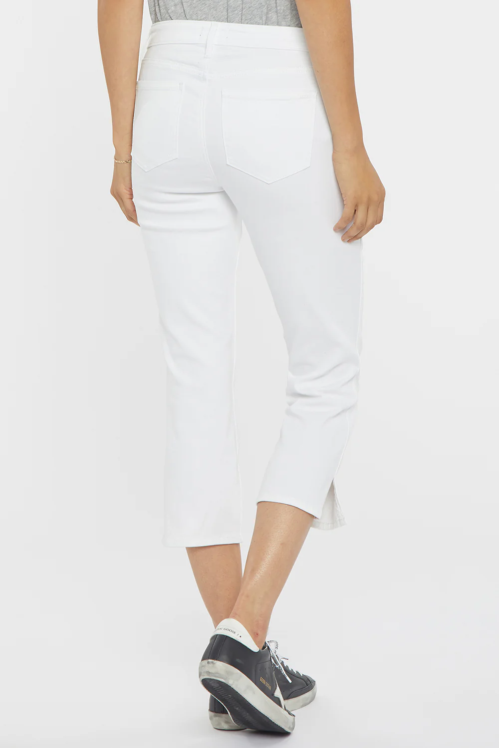 Chloe Capri Jeans In Petite - Optic White - Image 2