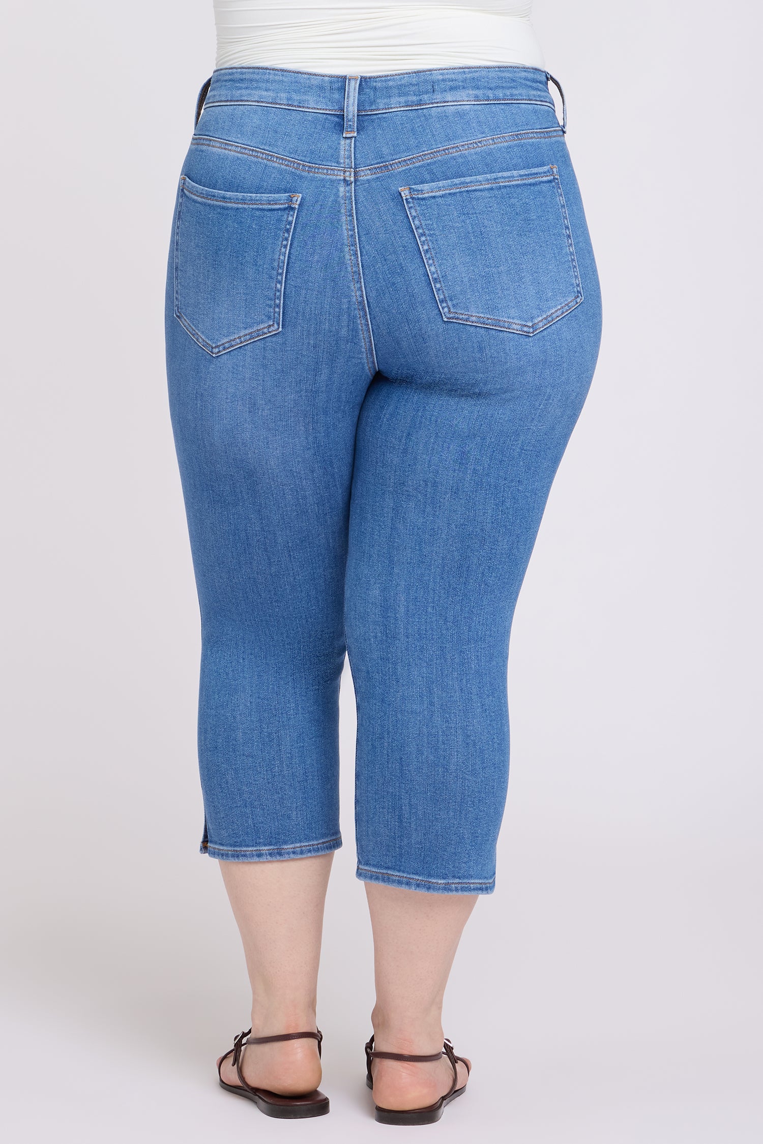 Chloe Capri Jeans In Plus Size - Blue Paradise - Image 3