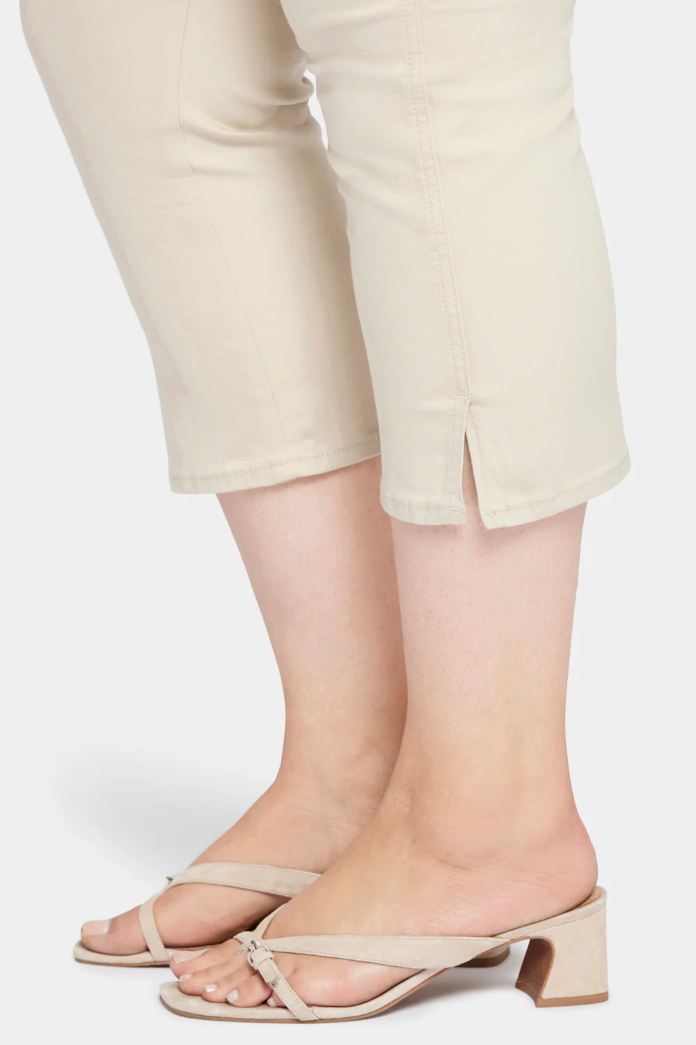 Chloe Capri Jeans In Plus Size - Feather - Image 6