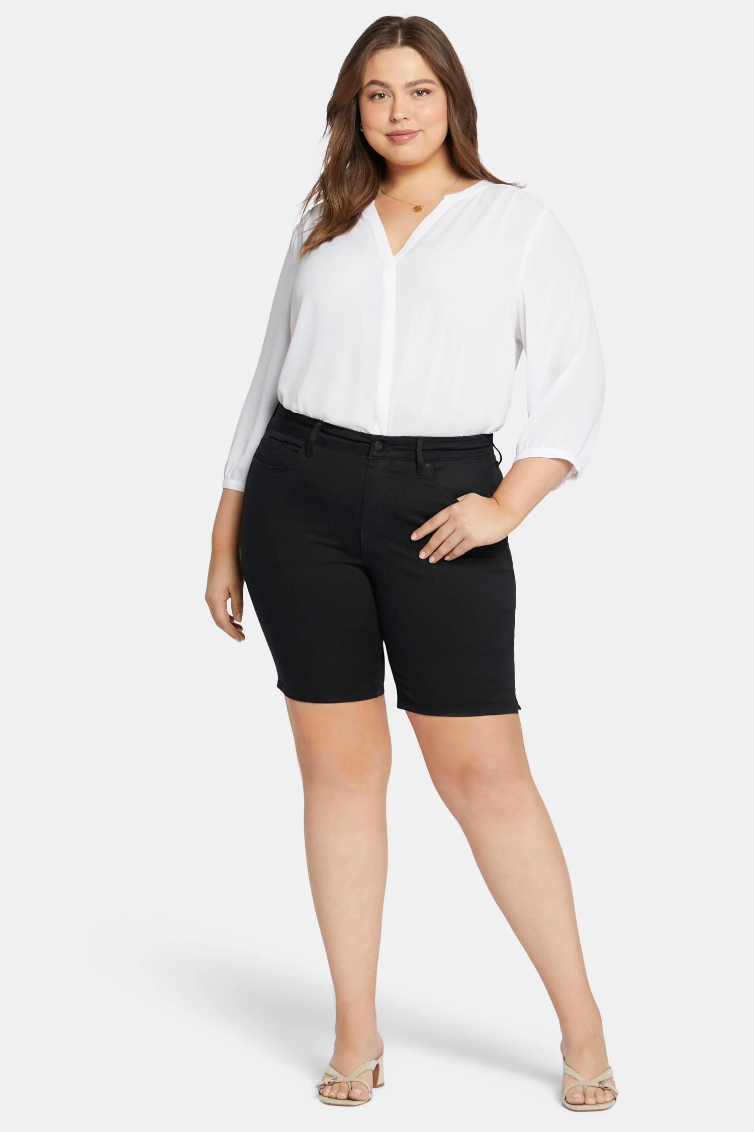 Ella Denim Shorts In Petite Plus - Black - Image 4