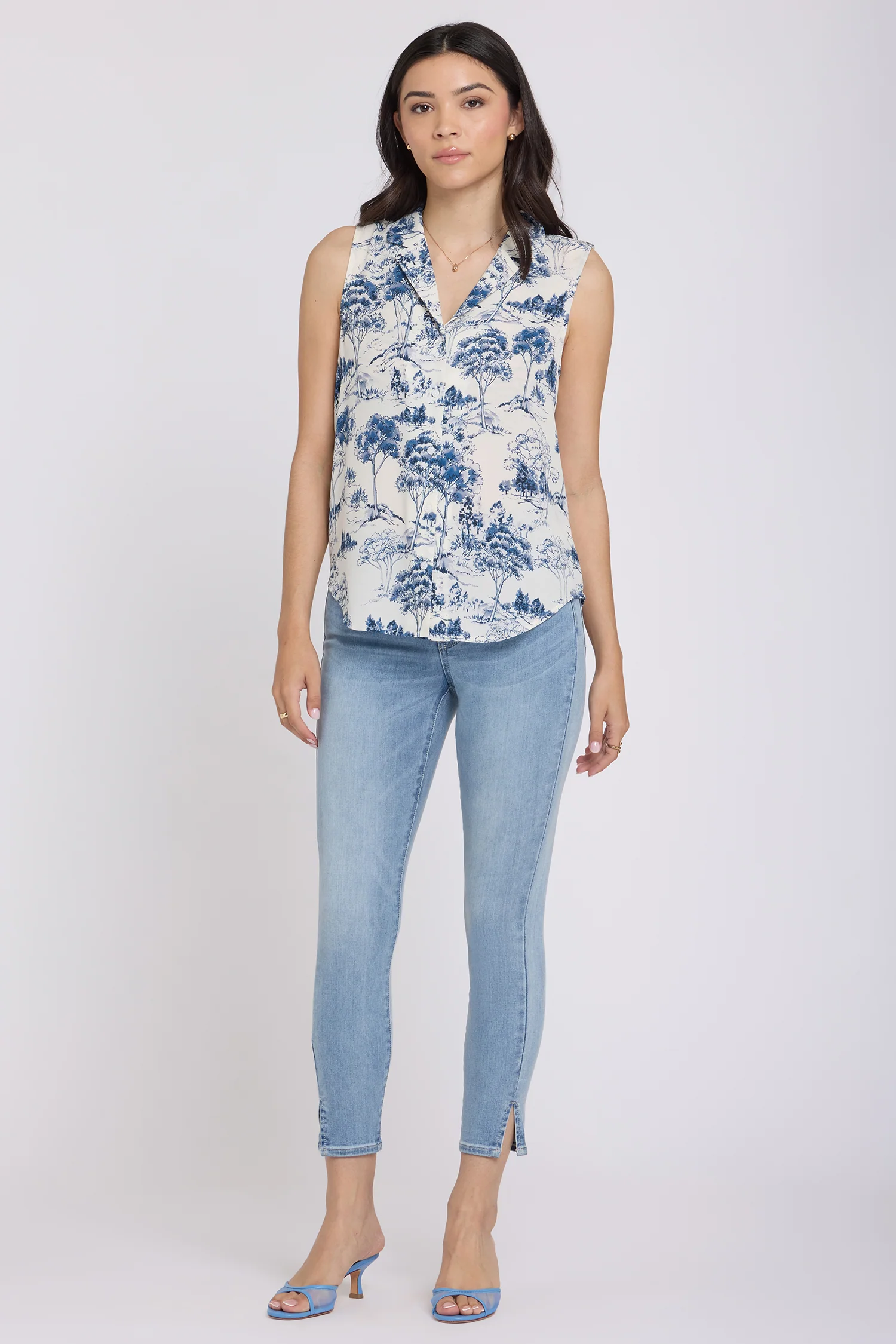 Gabrielle Sleeveless Blouse - Le Parc de Treville - Image 2