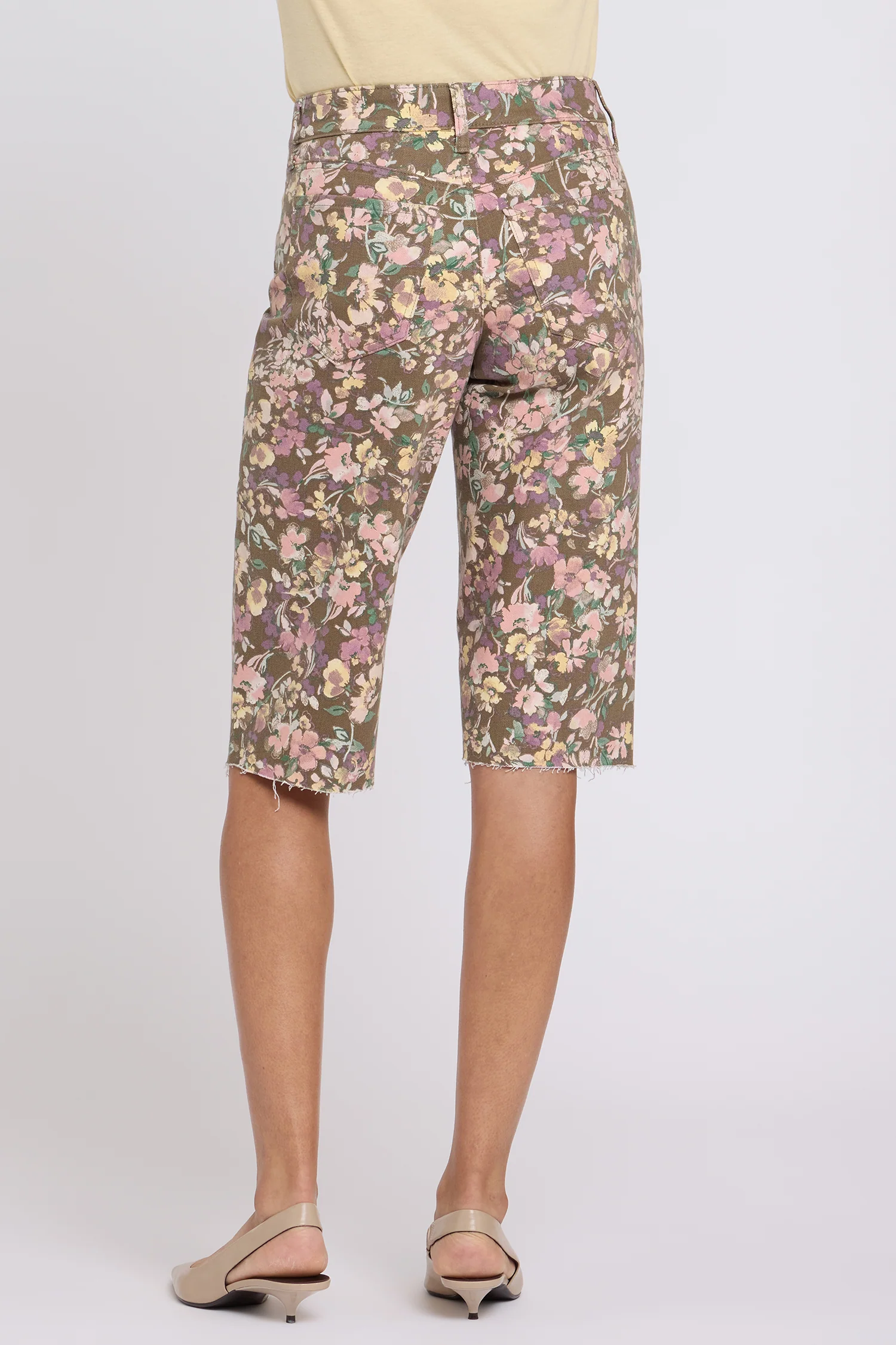 Kristie '80s Bermuda Denim Shorts In Petite - Earth Blooms - Image 2