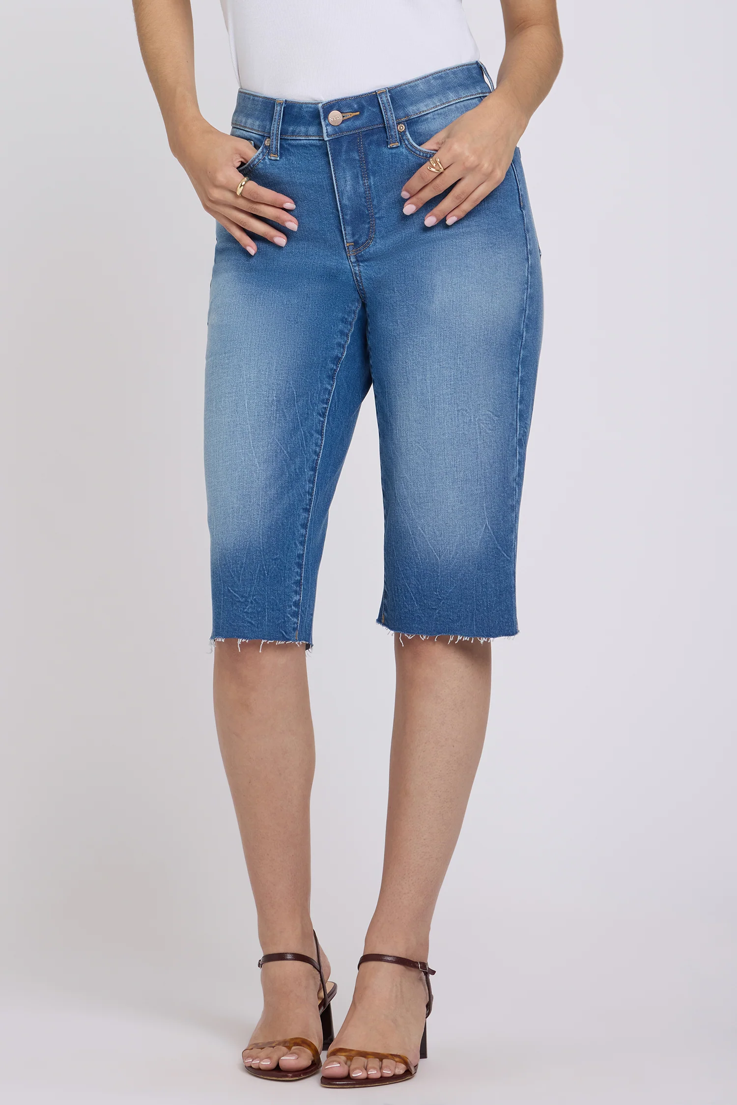 Kristie '80s Bermuda Denim Shorts In Petite - Pacifica - Image 4