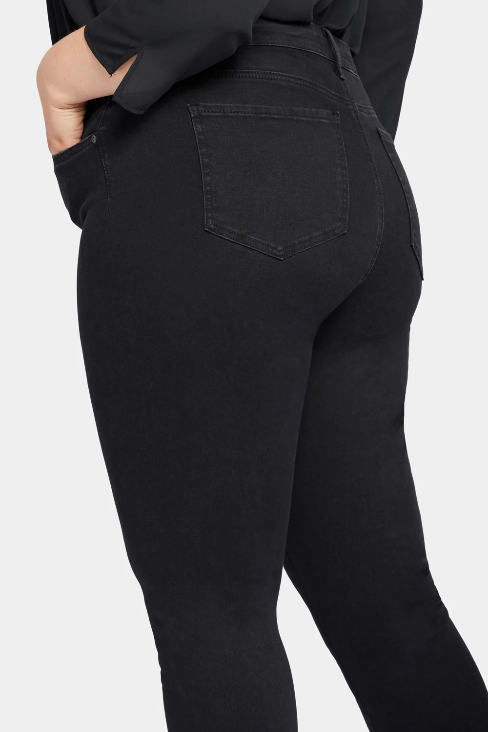 Le Silhouette Slim Bootcut Jeans In Plus Size - Stellar - Image 6