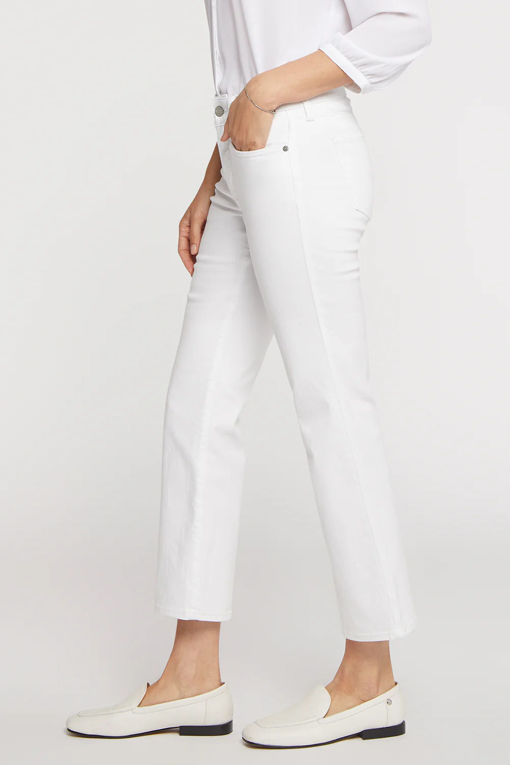 Marilyn Straight Ankle Jeans In Petite - Optic White - Image 3