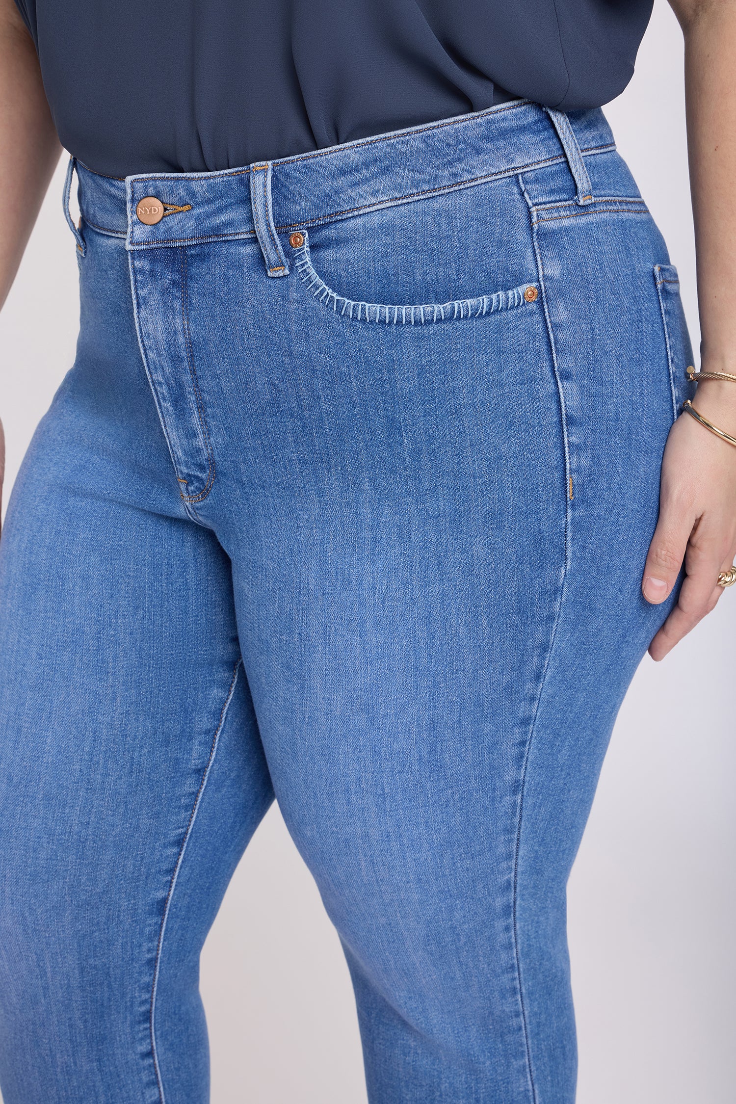 Marilyn Straight Ankle Jeans In Plus Size - Blue Paradise - Image 5