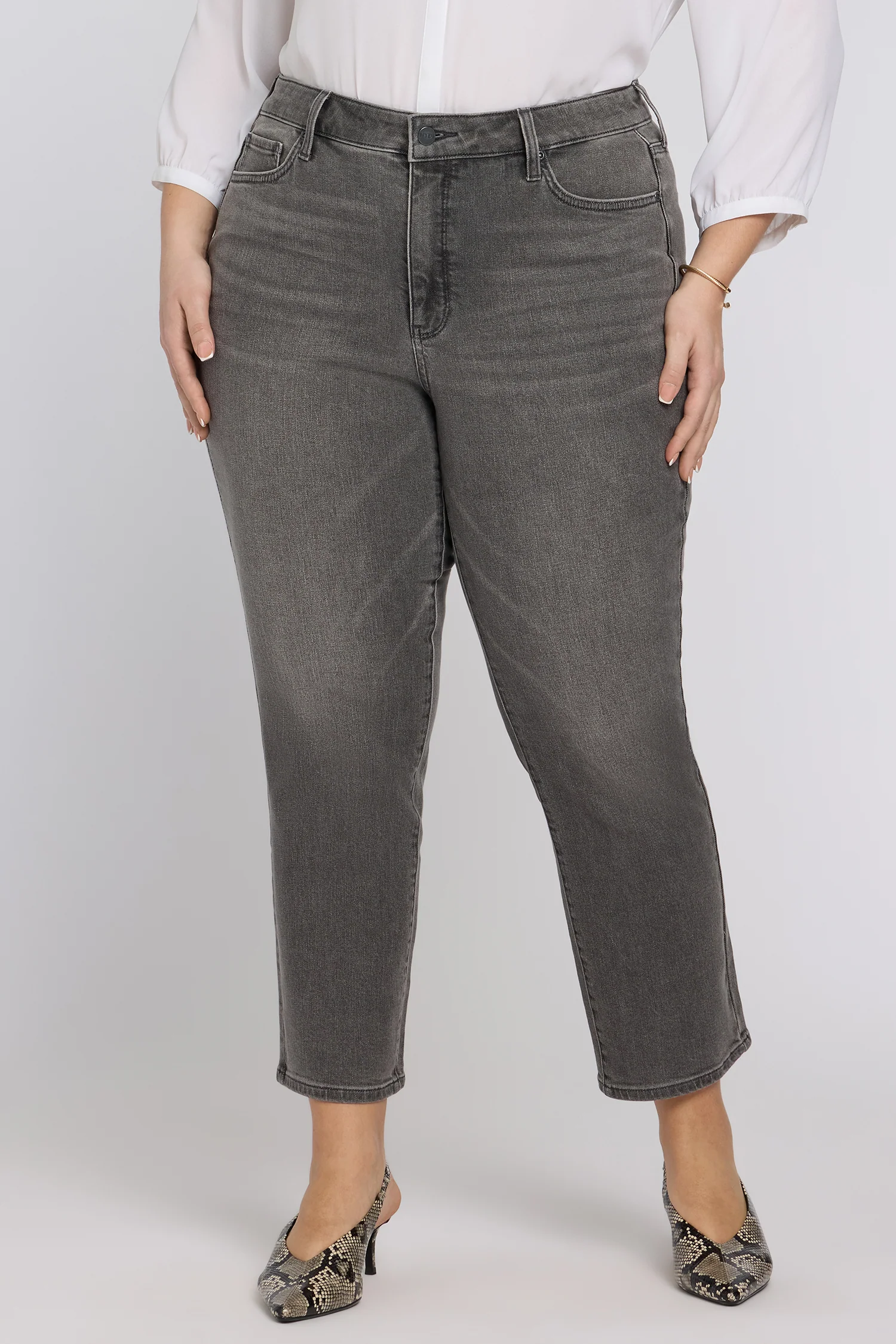 Marilyn Straight Ankle Jeans In Plus Size - Dusty Ash - Image 4