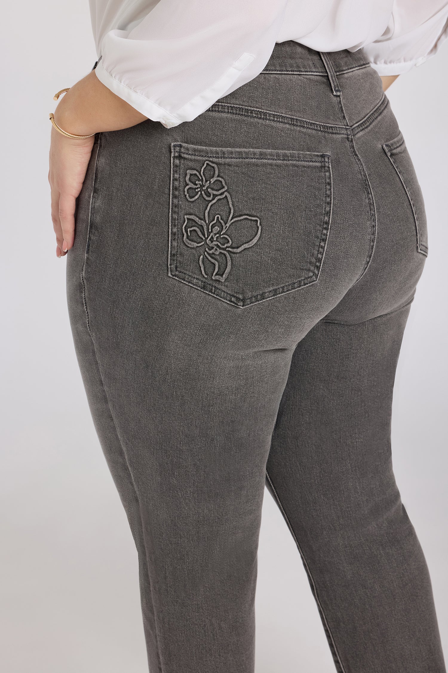 Marilyn Straight Ankle Jeans In Plus Size - Dusty Ash - Image 5