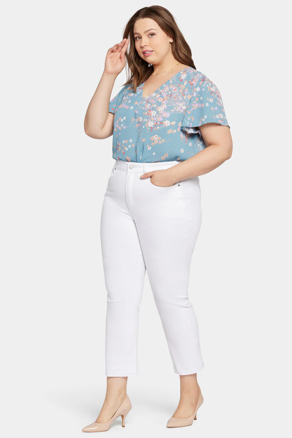 Marilyn Straight Ankle Jeans In Plus Size - Optic White - Image 5