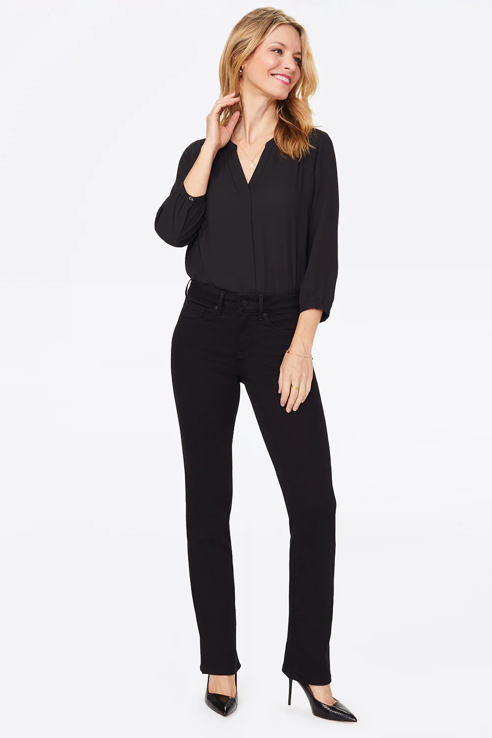 Marilyn Straight Jeans In Petite - Black - Image 7