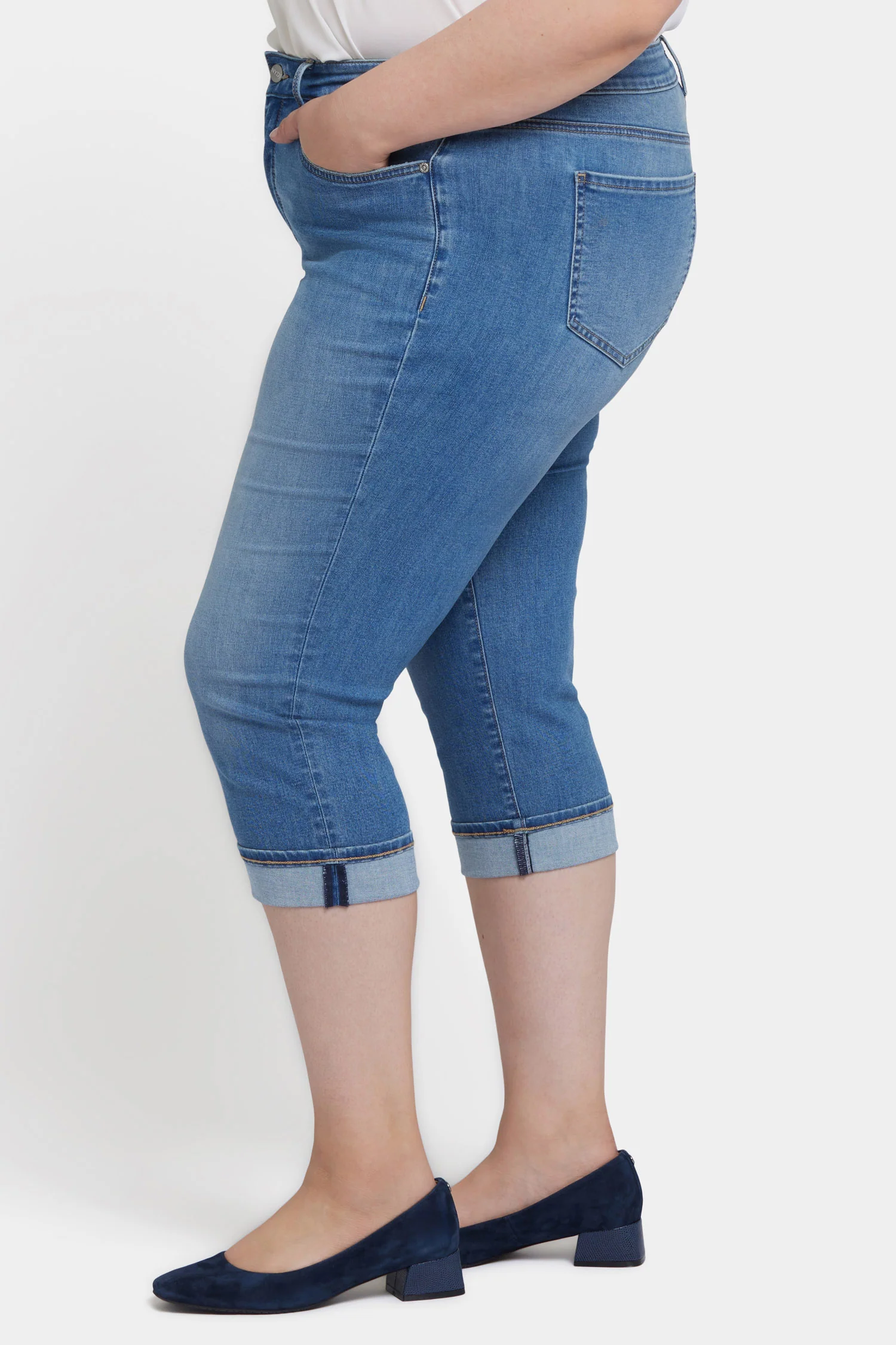 Marilyn Straight Crop Jeans In Plus Size - Water Canyon - Image 3