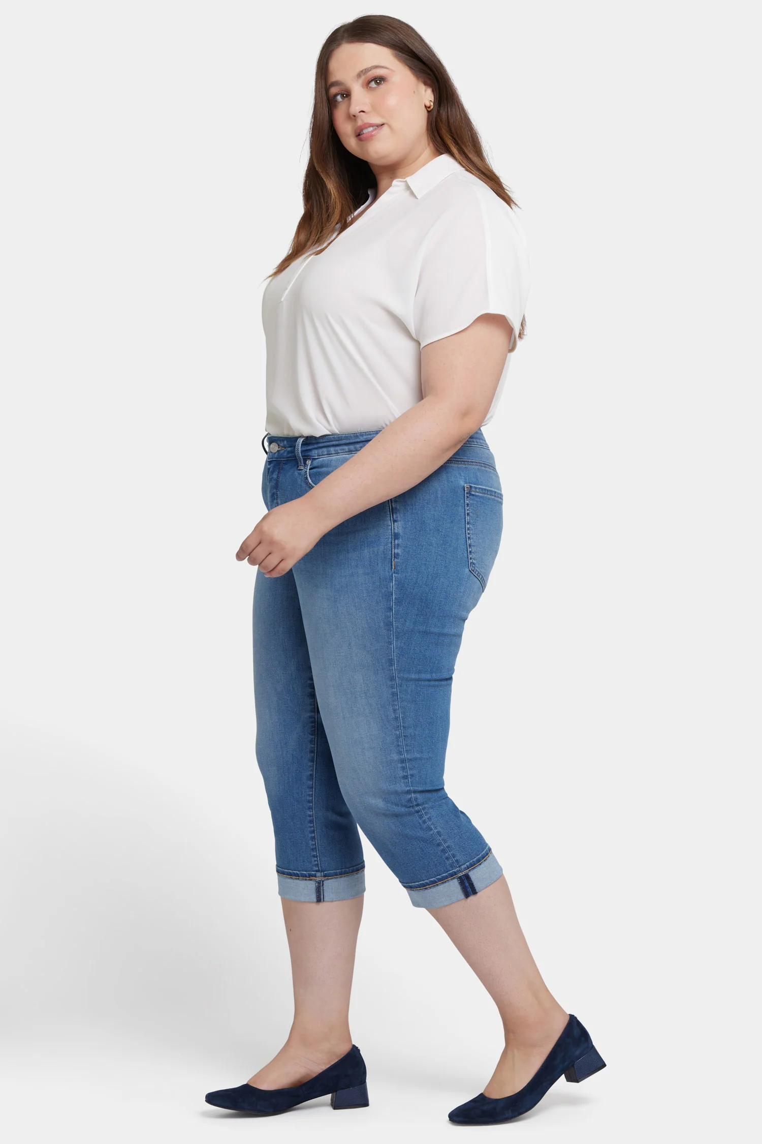 Marilyn Straight Crop Jeans In Plus Size - Water Canyon - Image 5