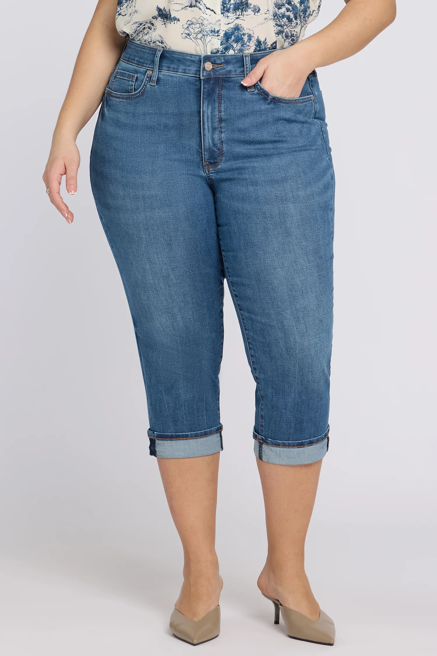 Marilyn Straight Crop Jeans In Plus Size - Wild River - Image 4