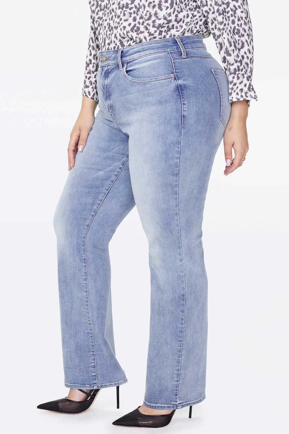 Marilyn Straight Jeans In Plus Size - Biscayne - Image 2