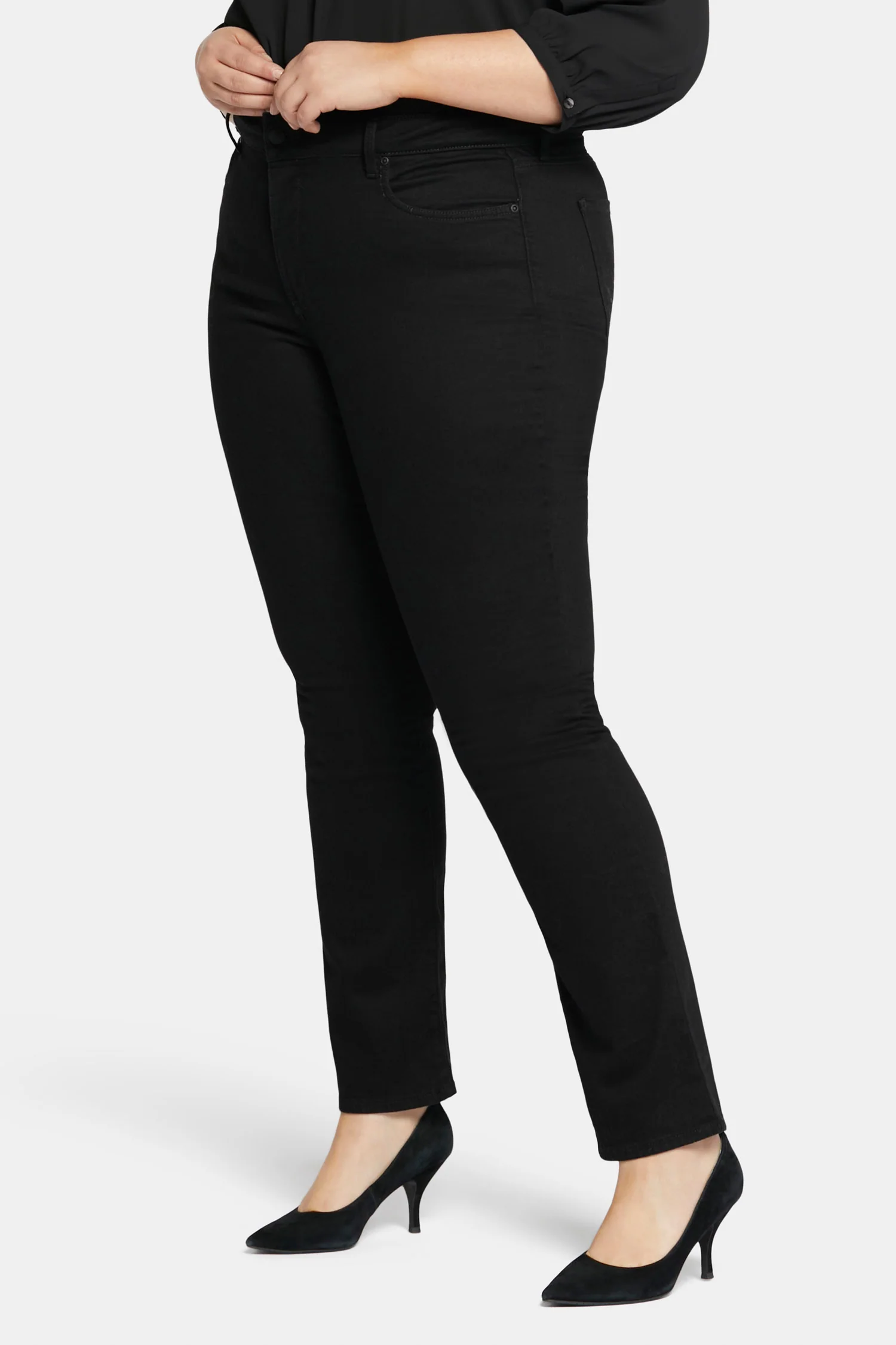 Marilyn Straight Jeans In Plus Size - Black - Image 3