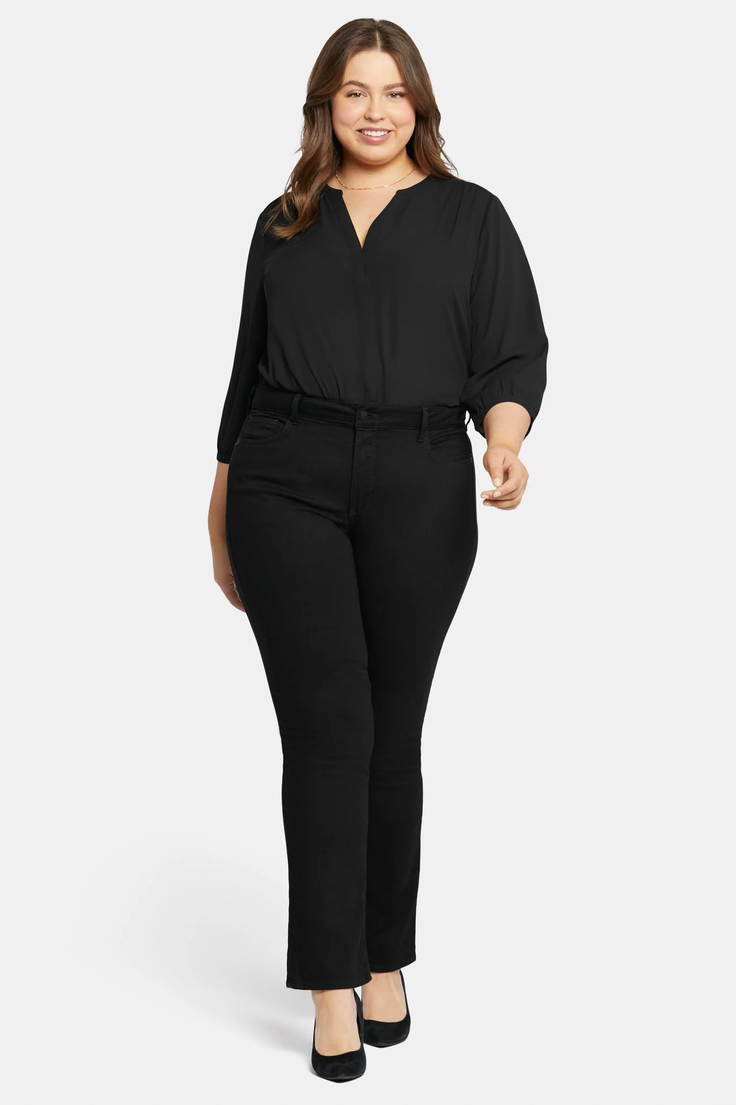Marilyn Straight Jeans In Plus Size - Black - Image 4