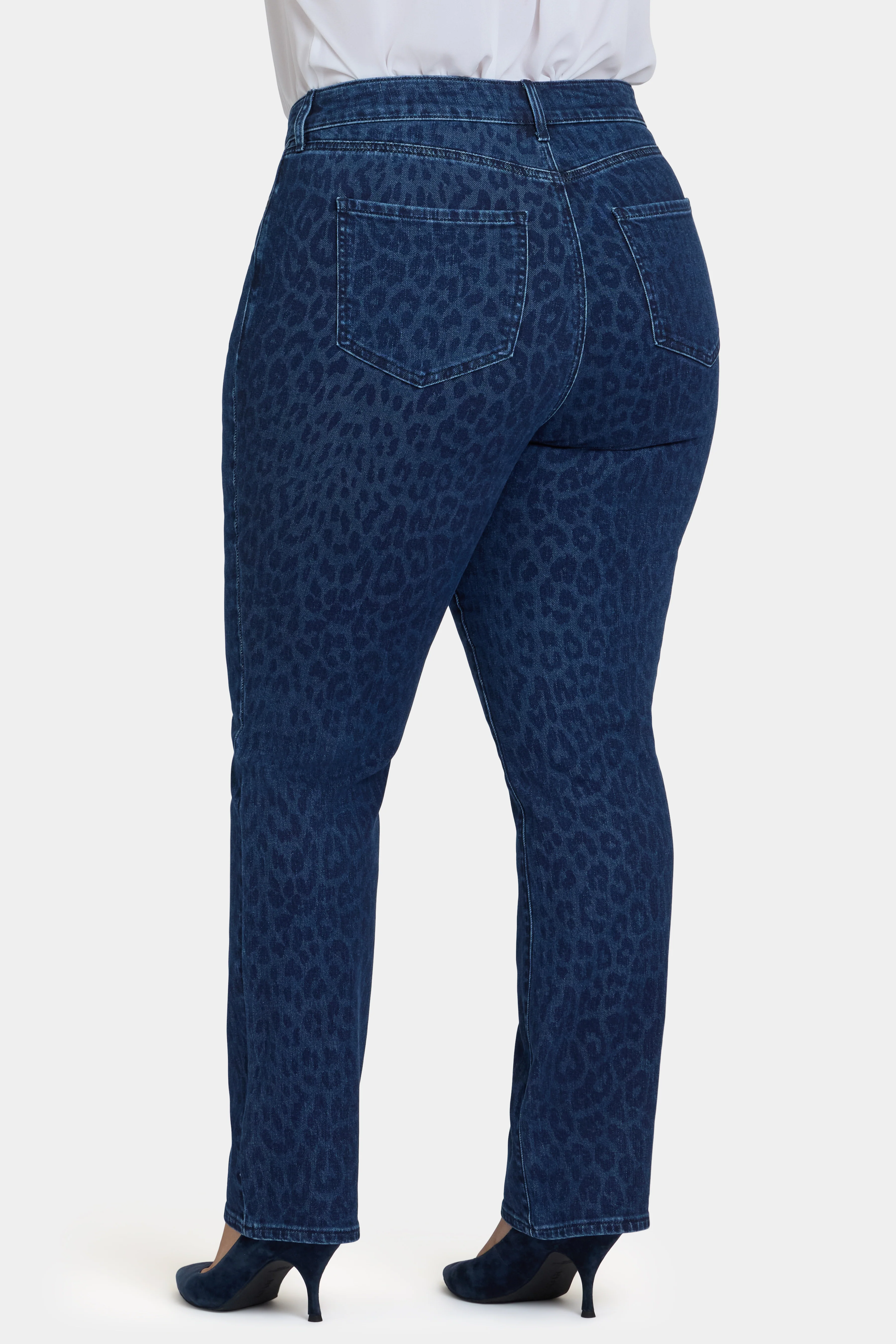 Marilyn Straight Jeans In Plus Size - Dark Denim Leopard - Image 3