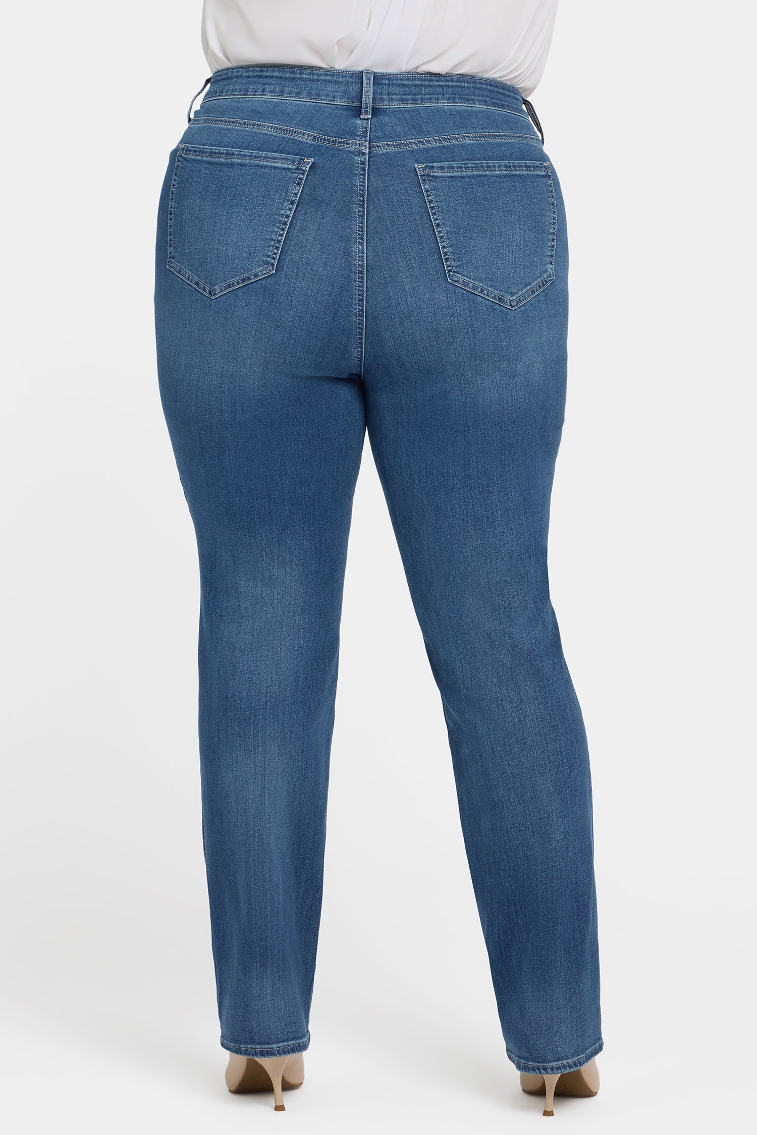 Marilyn Straight Jeans In Plus Size - Lake Notre-Dame - Image 2