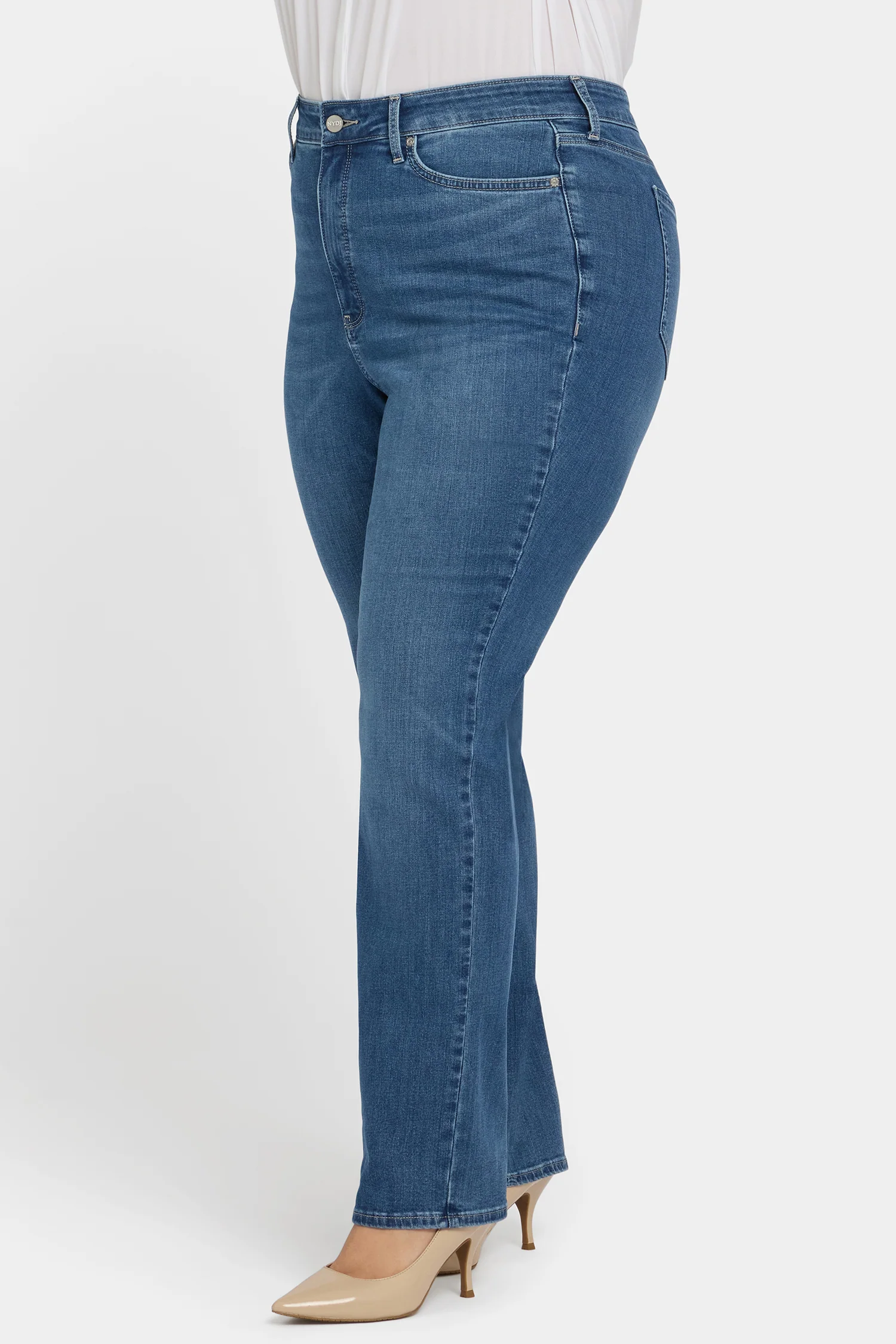 Marilyn Straight Jeans In Plus Size - Lake Notre-Dame - Image 3