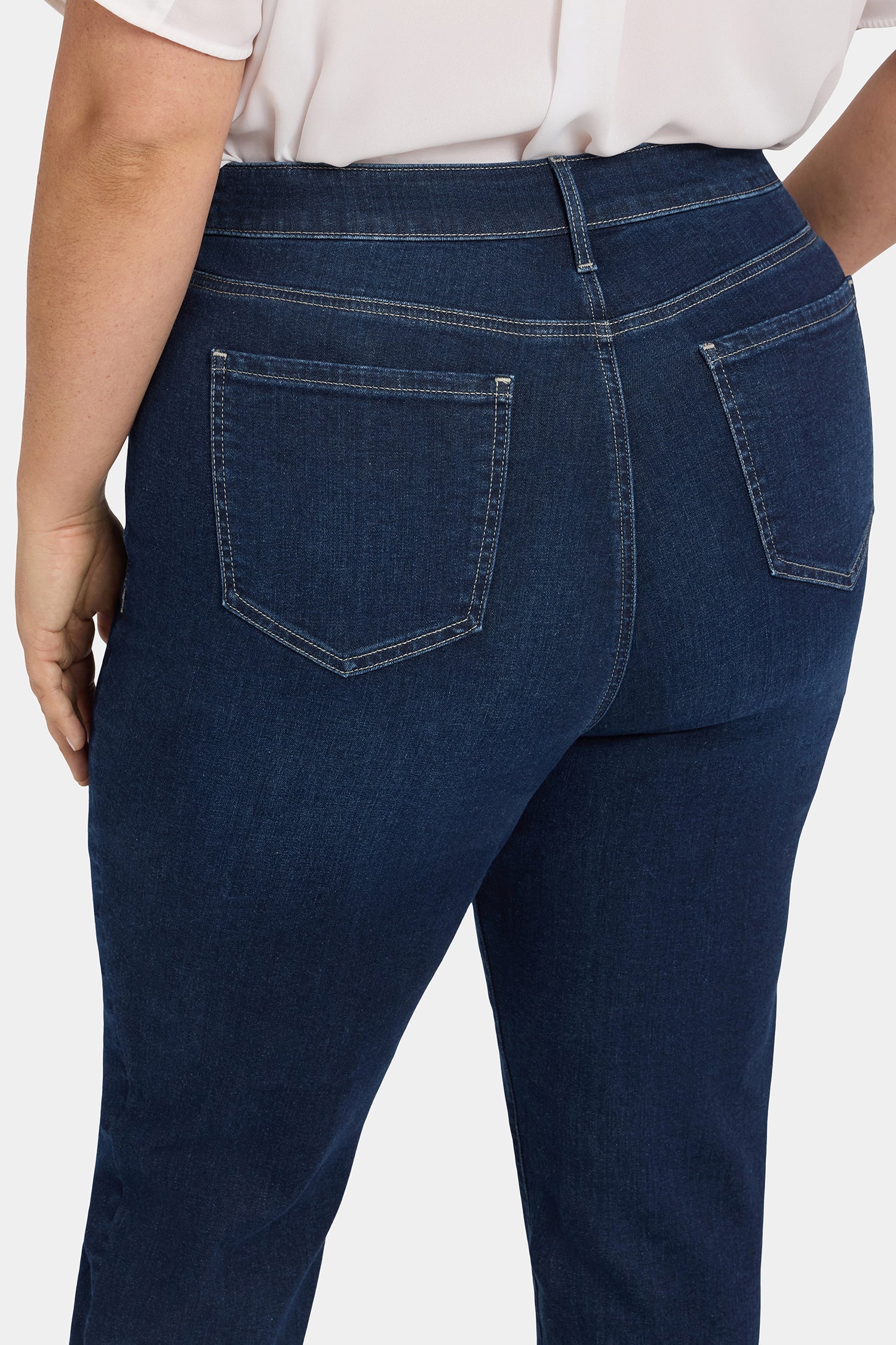 Marilyn Straight Jeans In Plus Size - Midnight Breeze - Image 5
