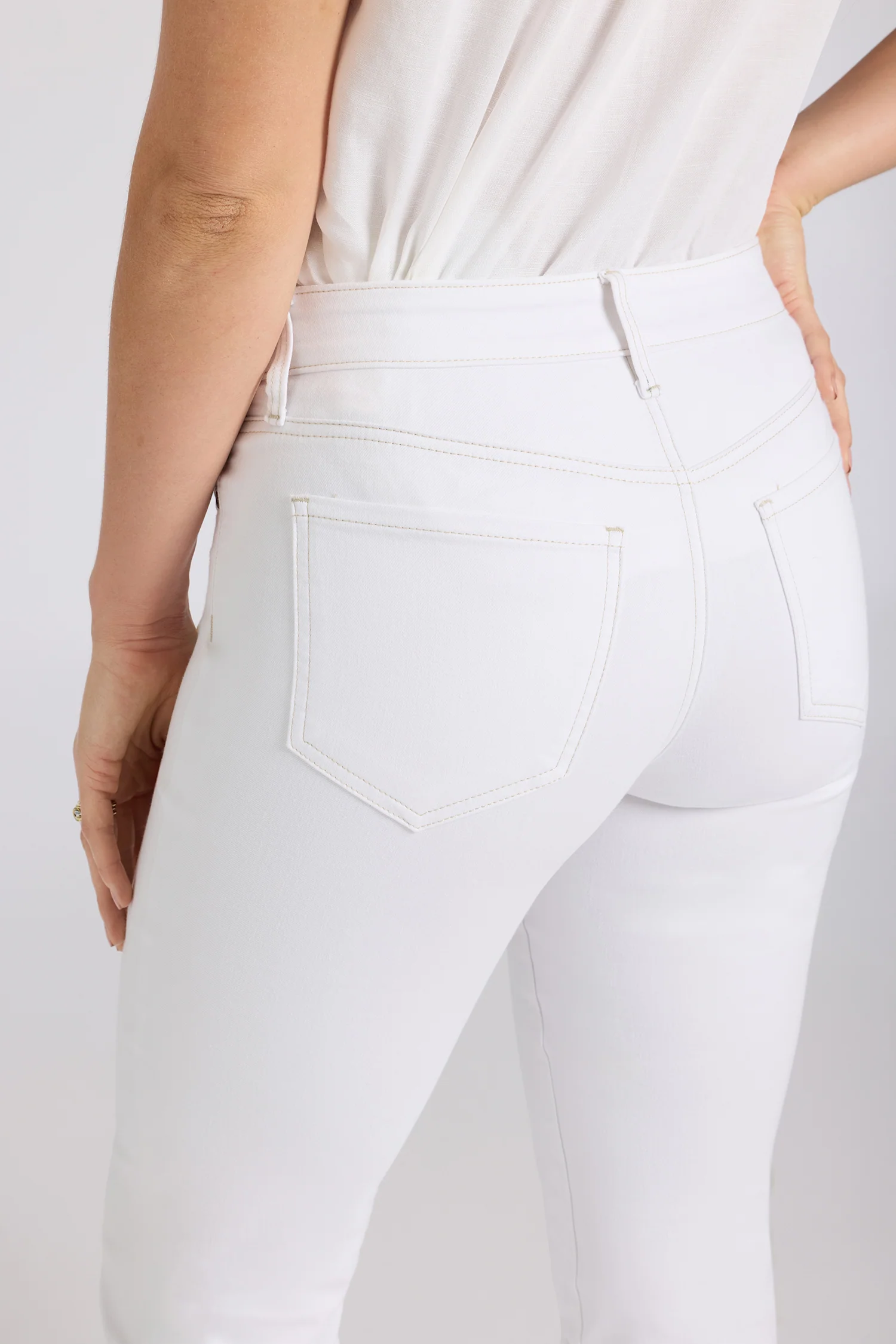 Marilyn Straight Jeans - Optic White - Image 5