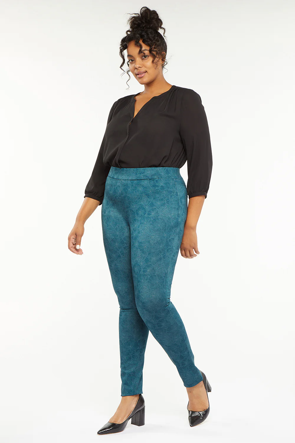Modern Legging Pants In Plus Size - Cheshire Hill - Image 5