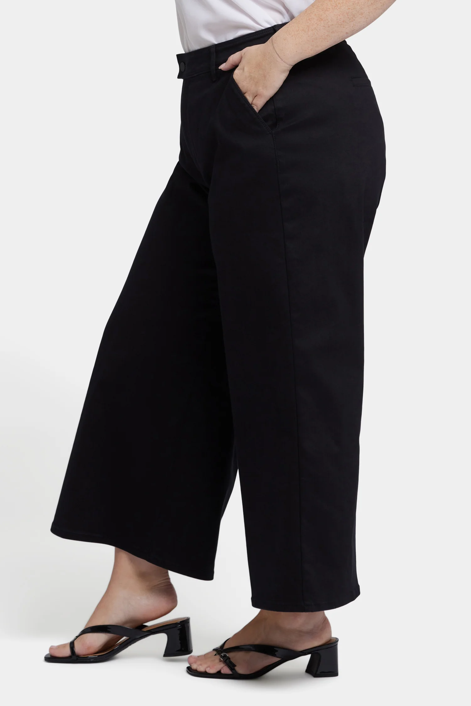 Mona Wide Leg Trouser Ankle Jeans In Plus Size - Black - Image 3