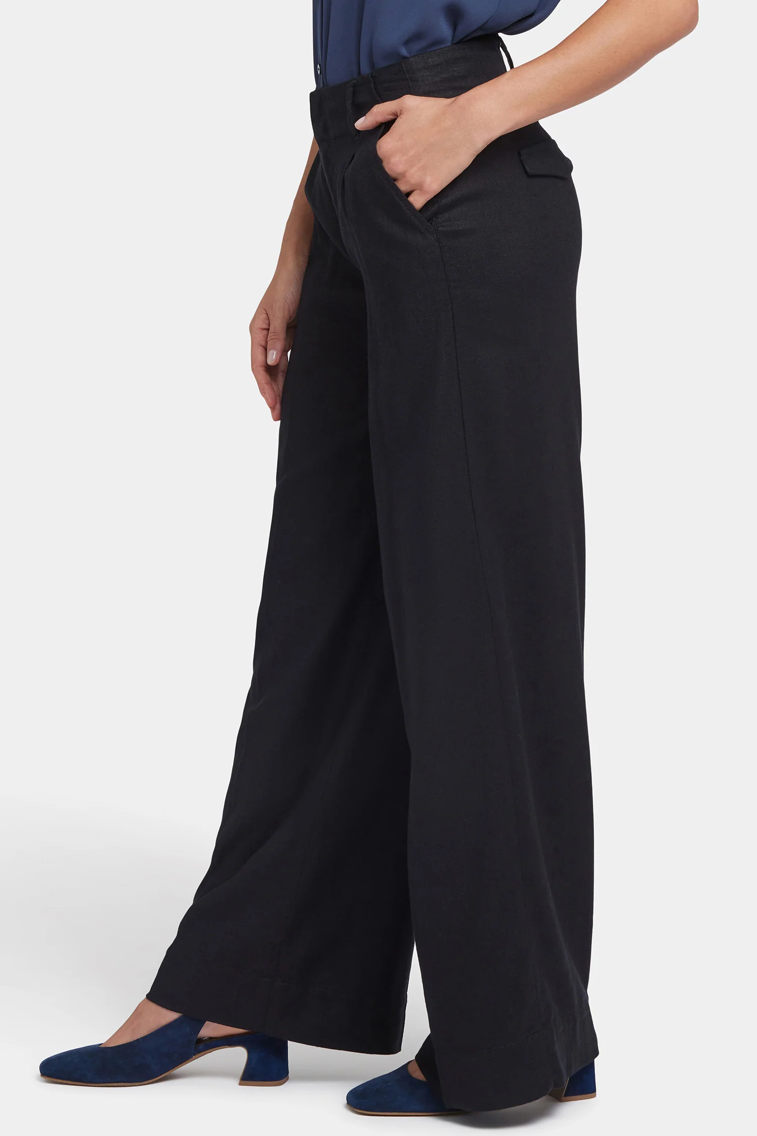 Mona Wide Leg Trouser Pants In Petite - Black - Image 3
