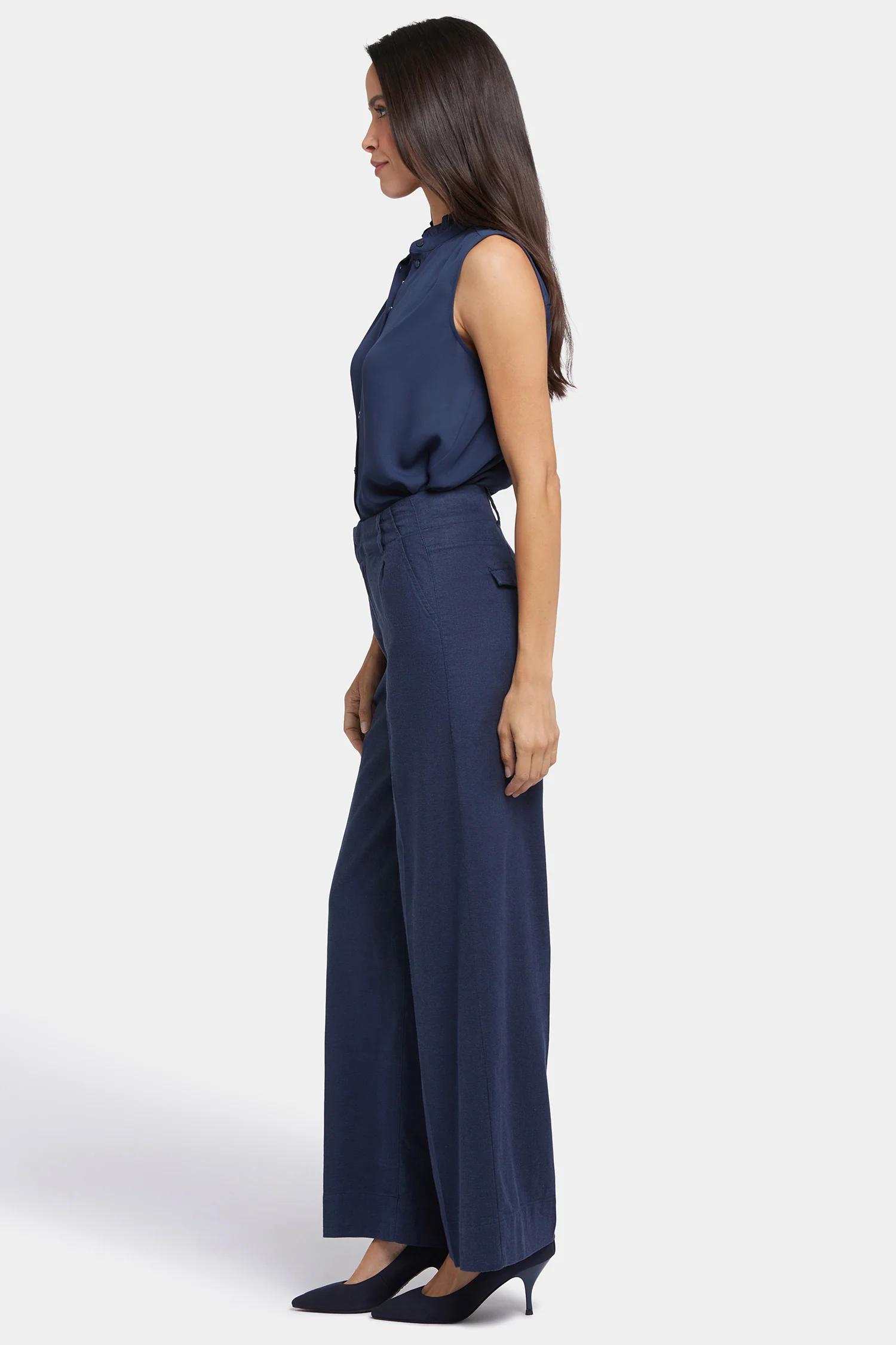 Mona Wide Leg Trouser Pants In Petite - Oxford Navy - Image 5