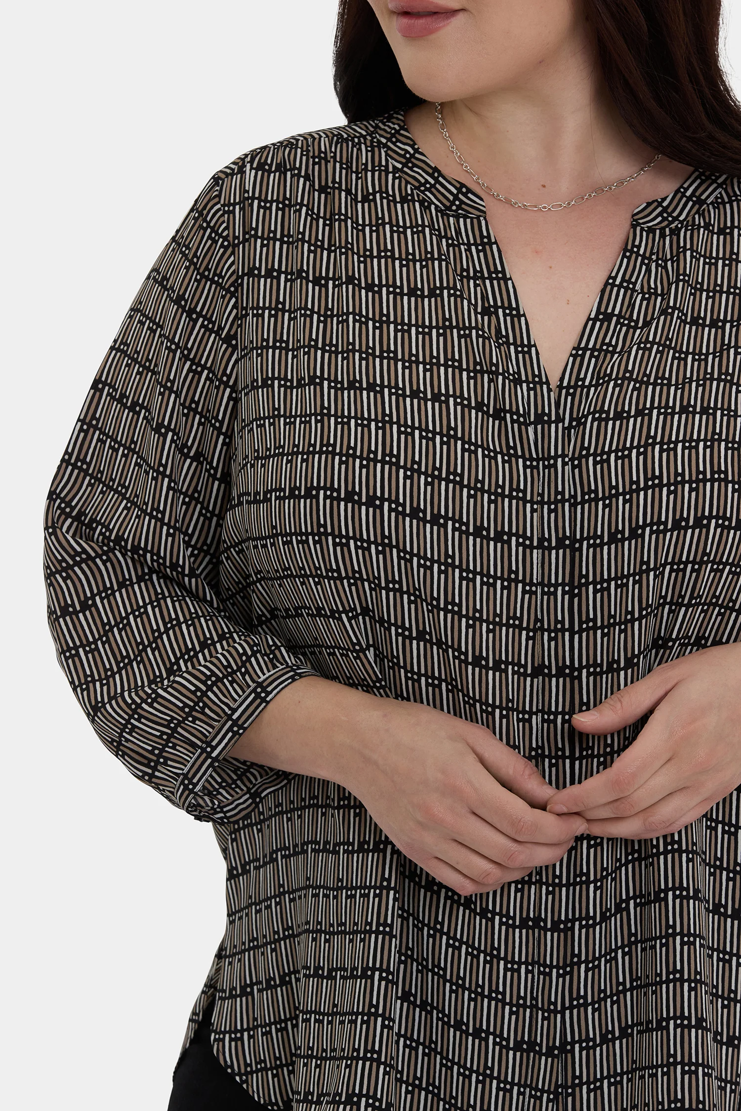 Pintuck Blouse In Plus Size - Arrieta - Image 5