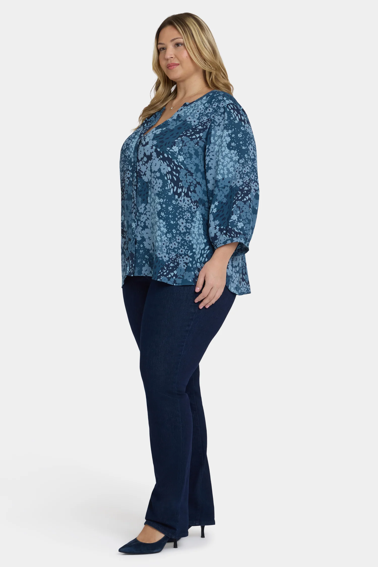 Pintuck Blouse In Plus Size - Belleville - Image 4